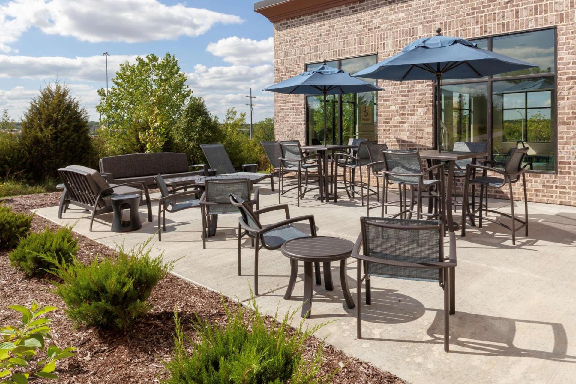 Hampton Inn & Suites Overland Park South photo 3