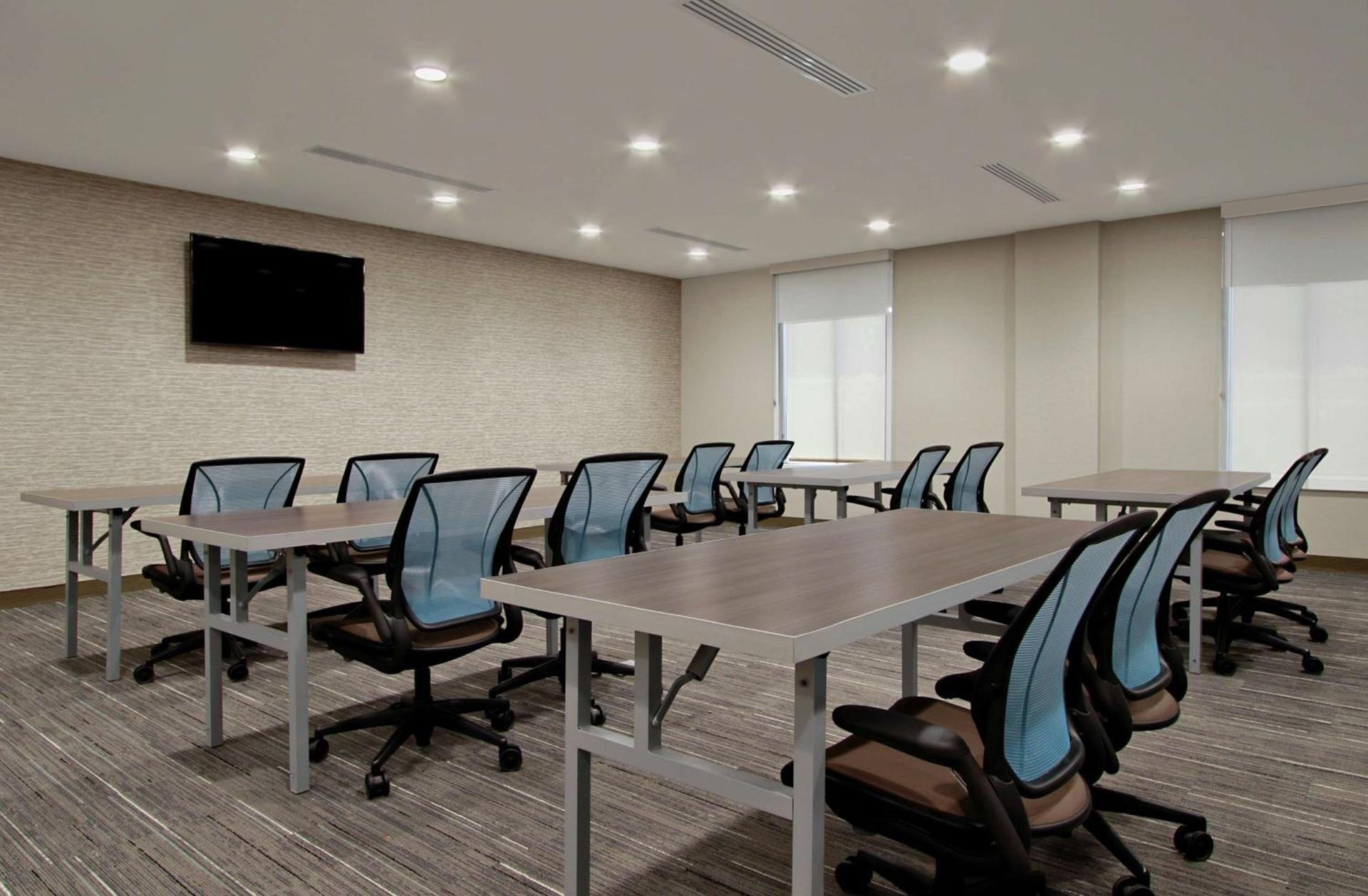 Home2 Suites by Hilton Mobile International Airport photo 24