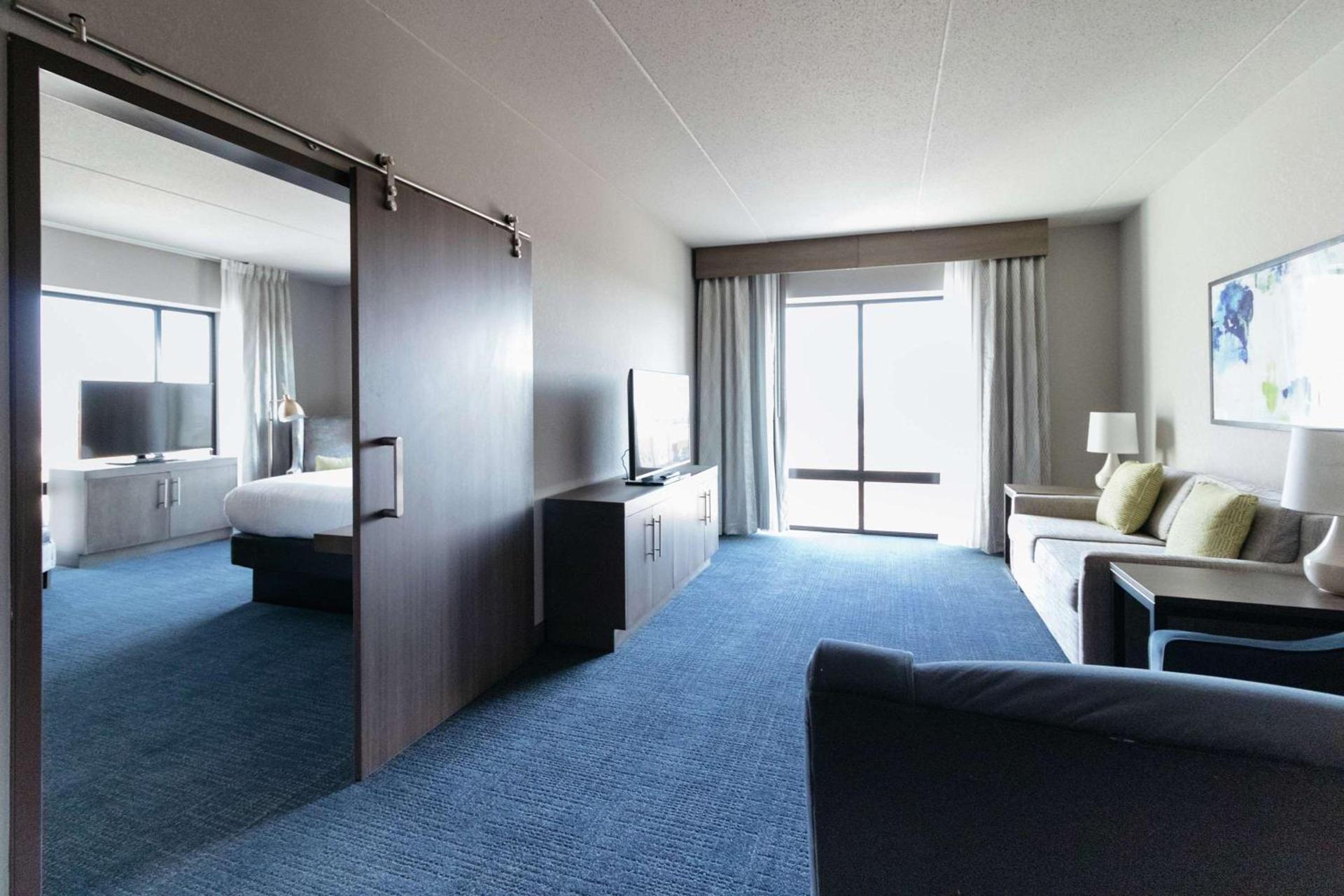 Hilton Garden Inn Madison Sun Prairie photo 83