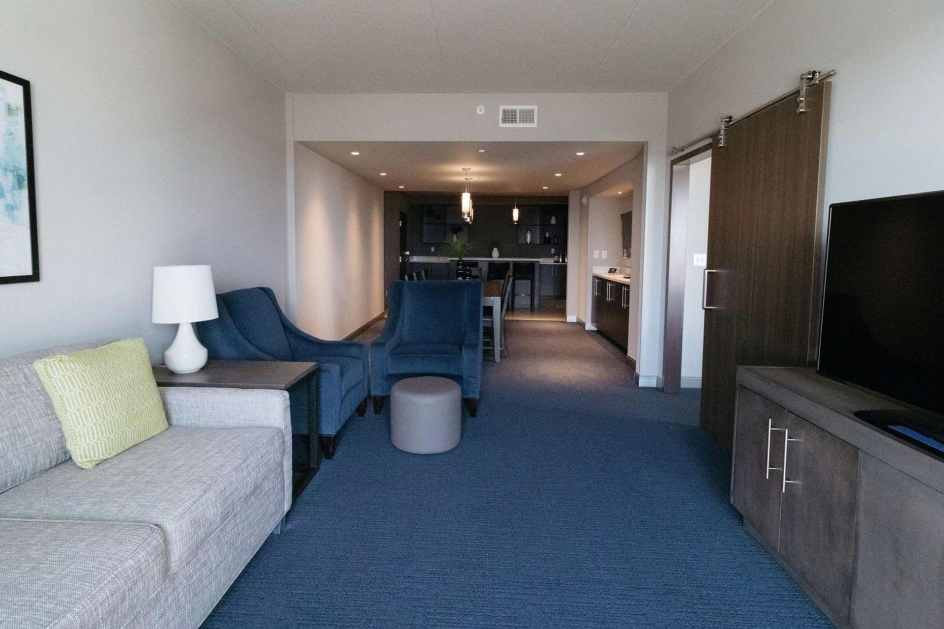 Hilton Garden Inn Madison Sun Prairie photo 85
