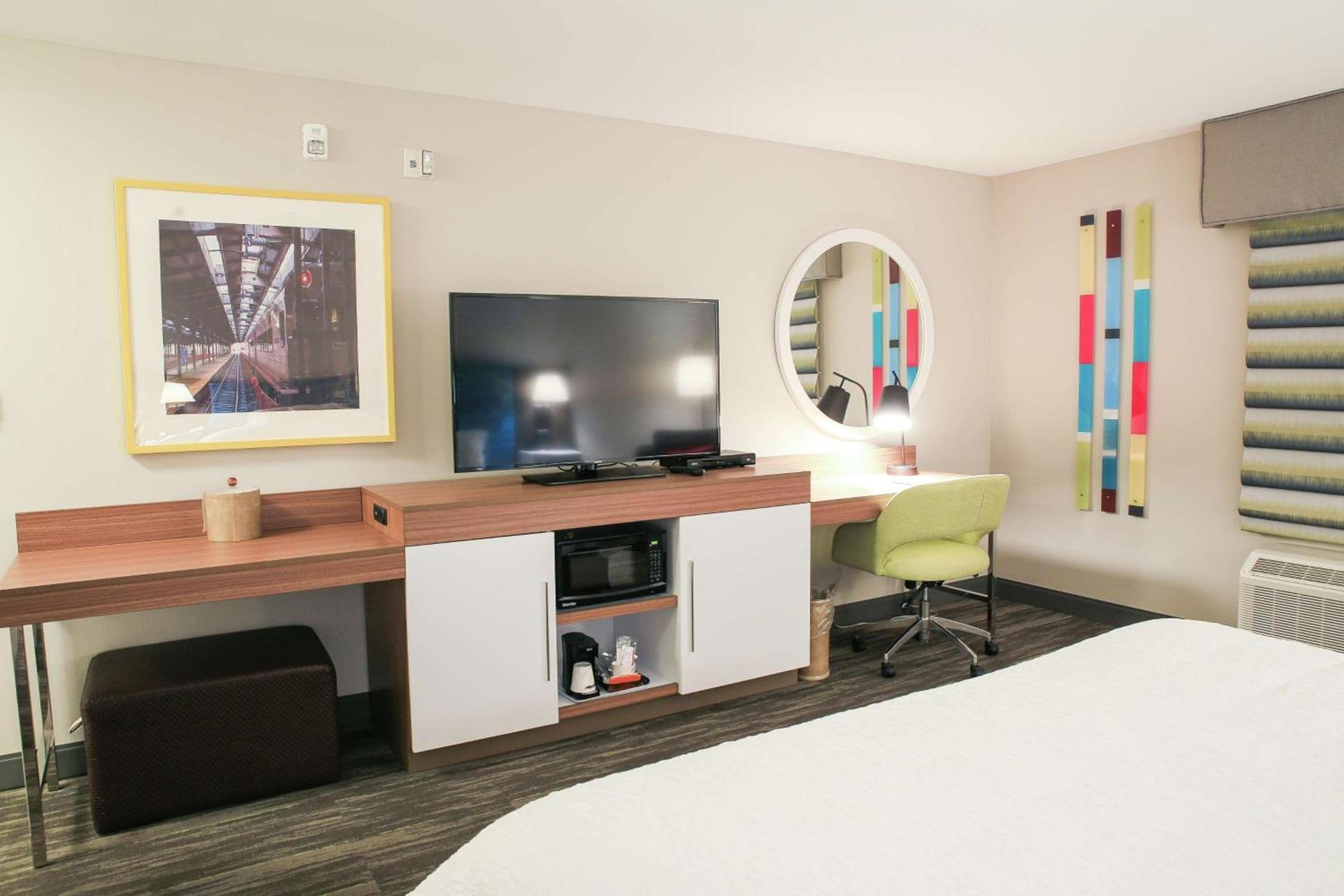 Hampton Inn & Suites Mount Laurel/Moorestown photo 15