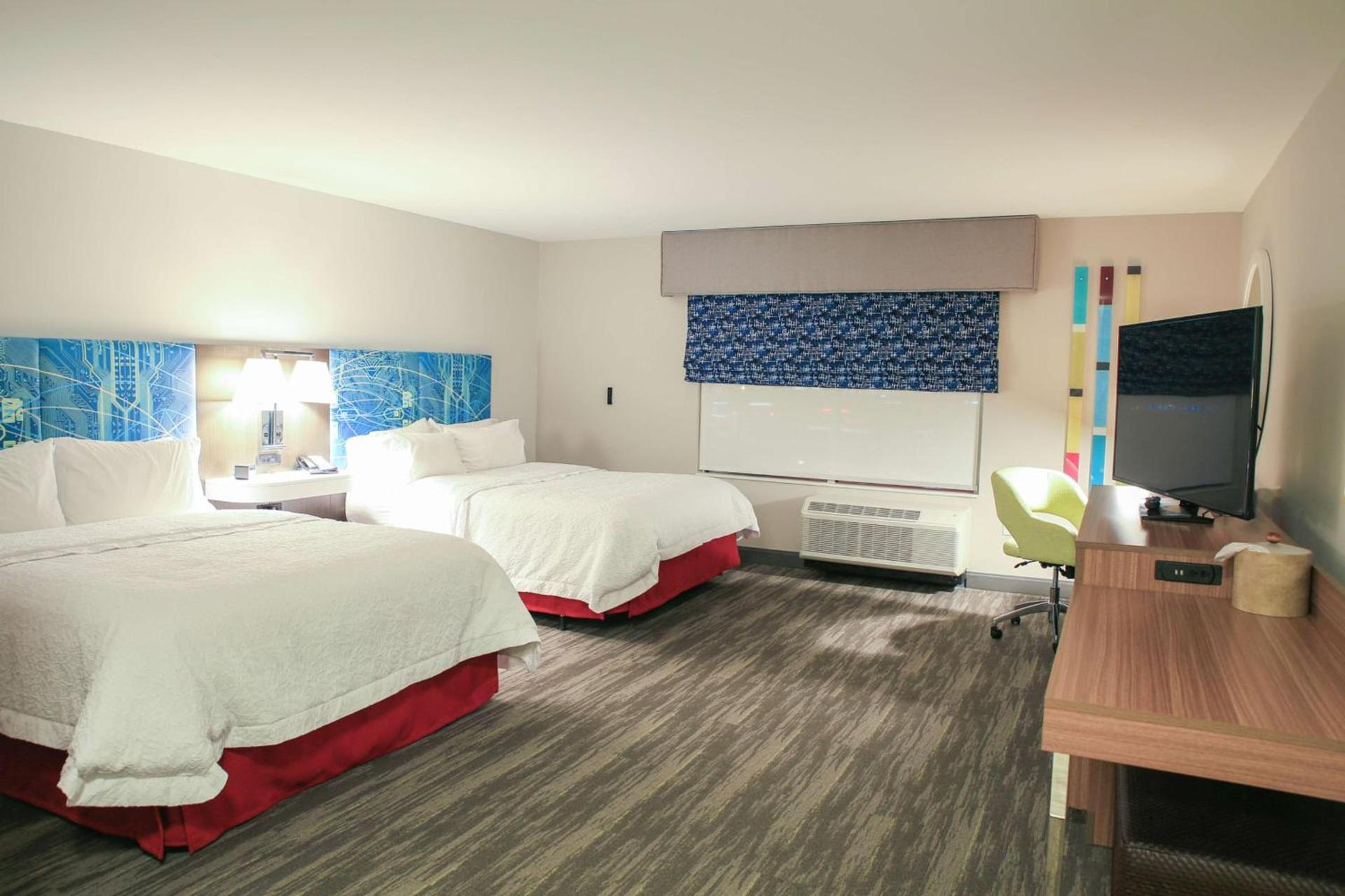 Hampton Inn & Suites Mount Laurel/Moorestown photo 16