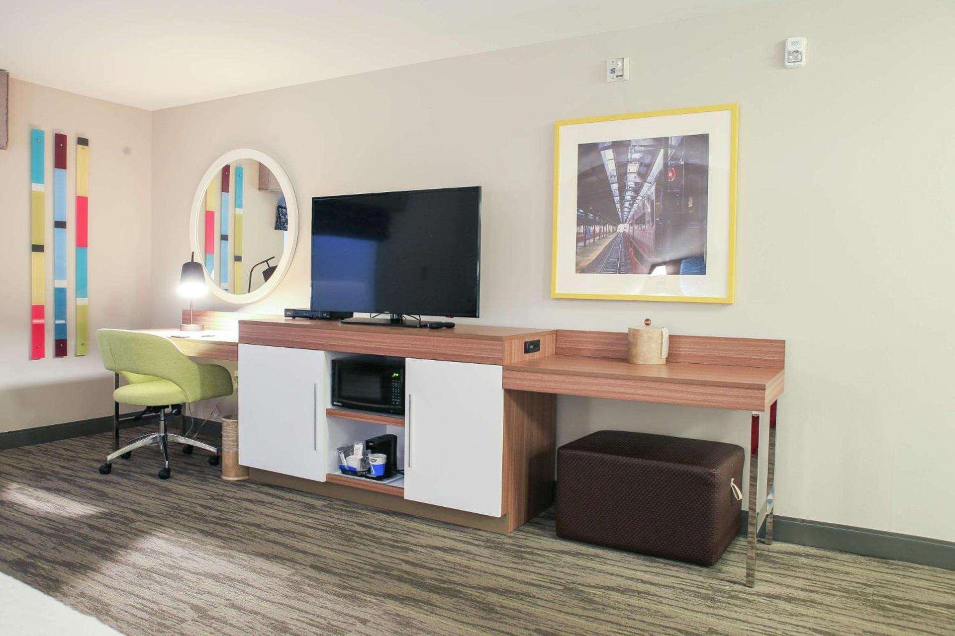 Hampton Inn & Suites Mount Laurel/Moorestown photo 18
