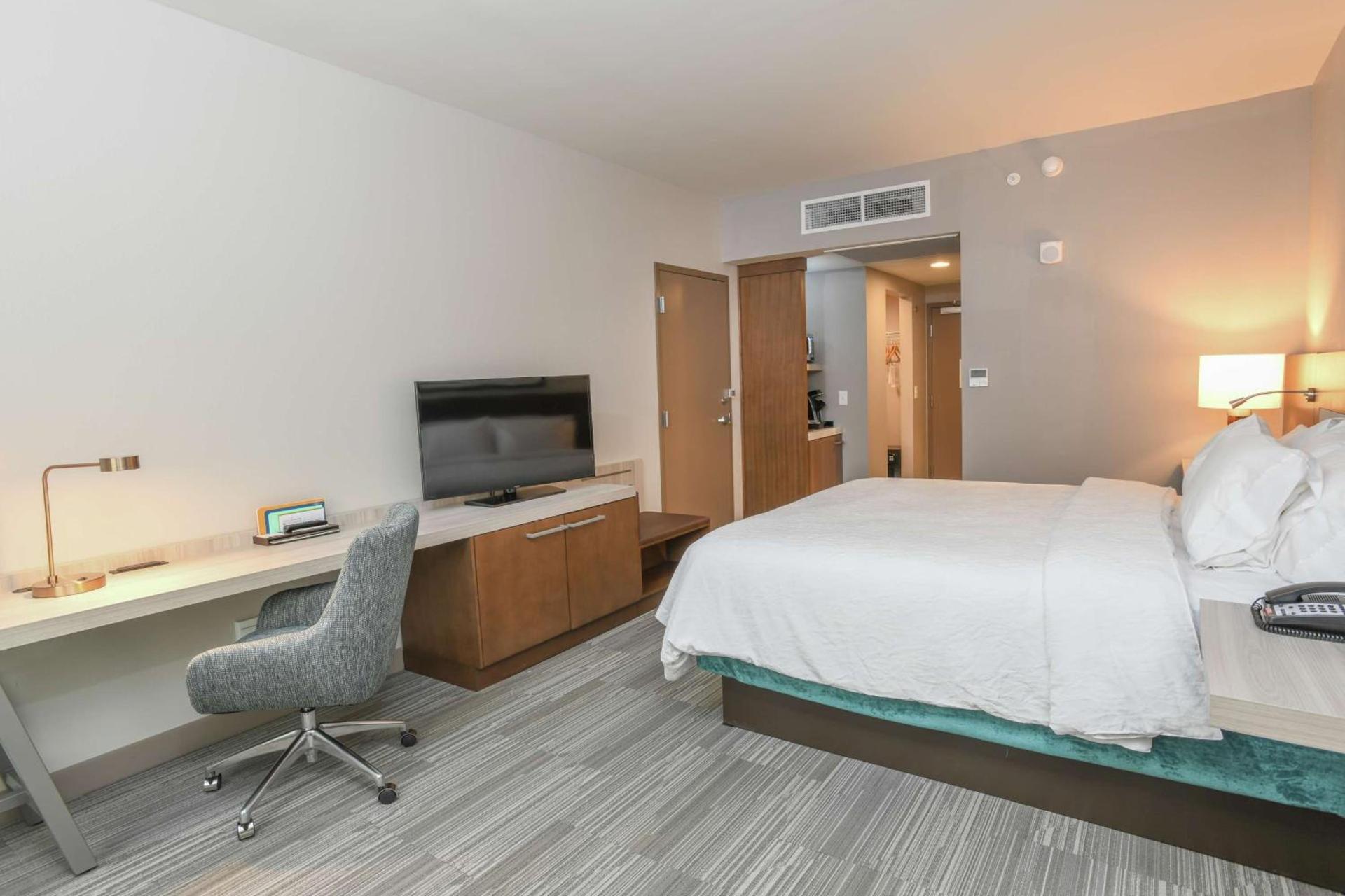 Hilton Garden Inn Cincinnati Midtown photo 26