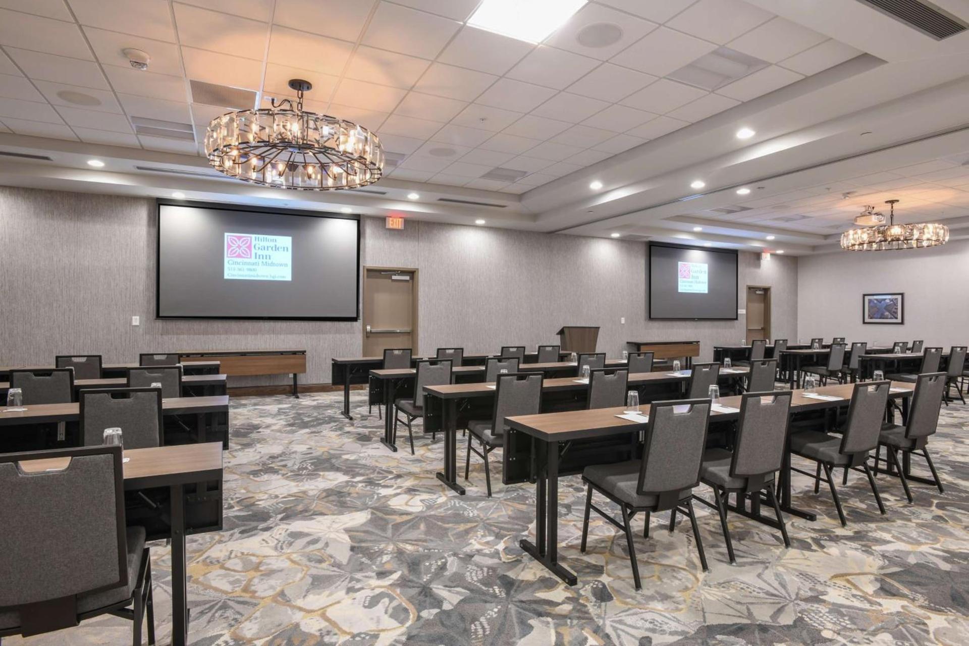 Hilton Garden Inn Cincinnati Midtown photo 46