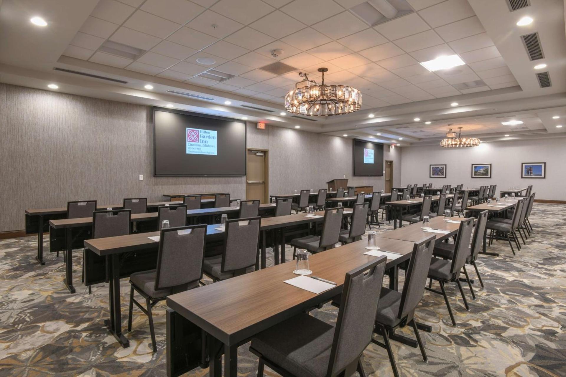 Hilton Garden Inn Cincinnati Midtown photo 51