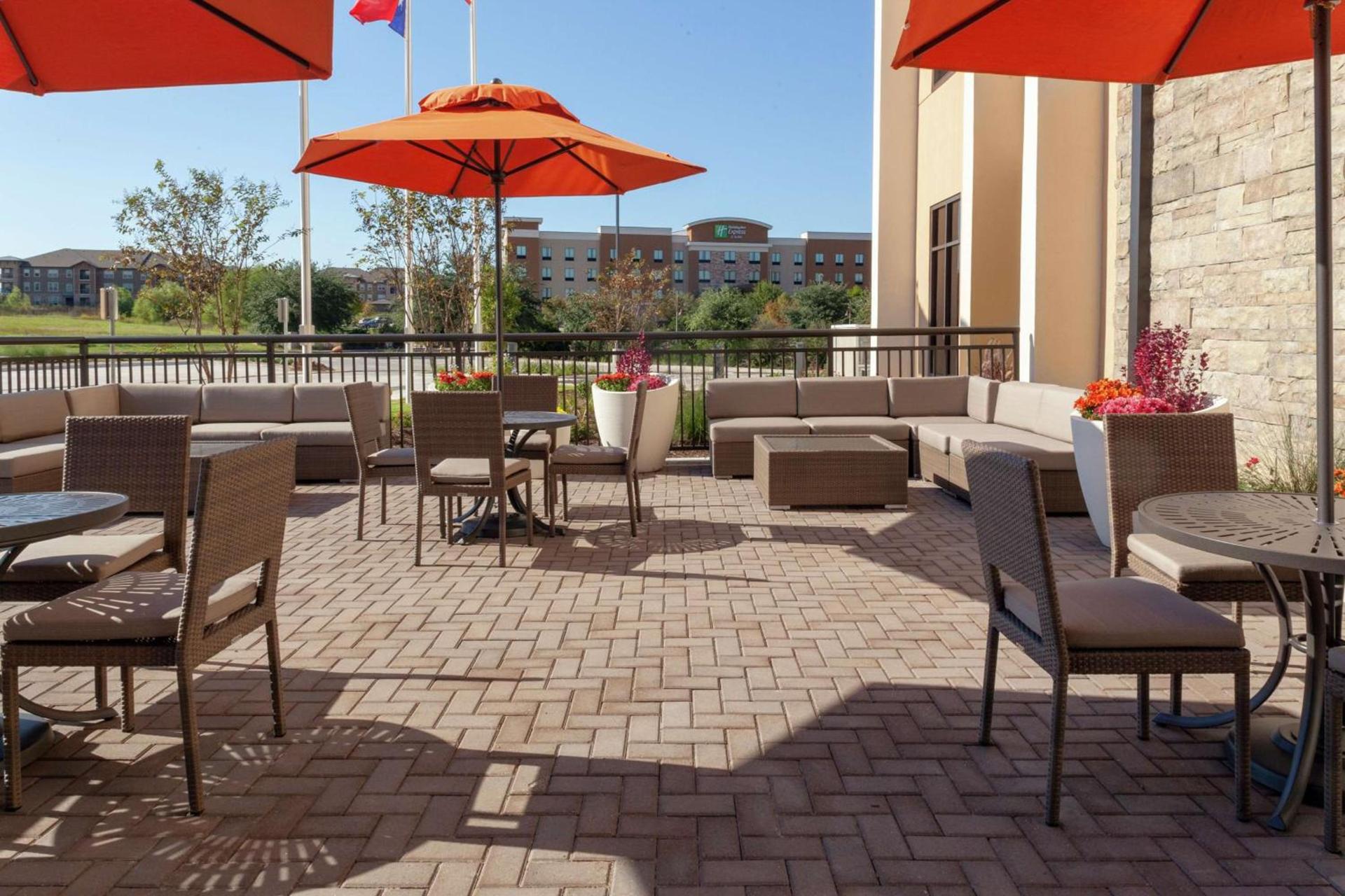 Hilton Garden Inn Waco photo 3
