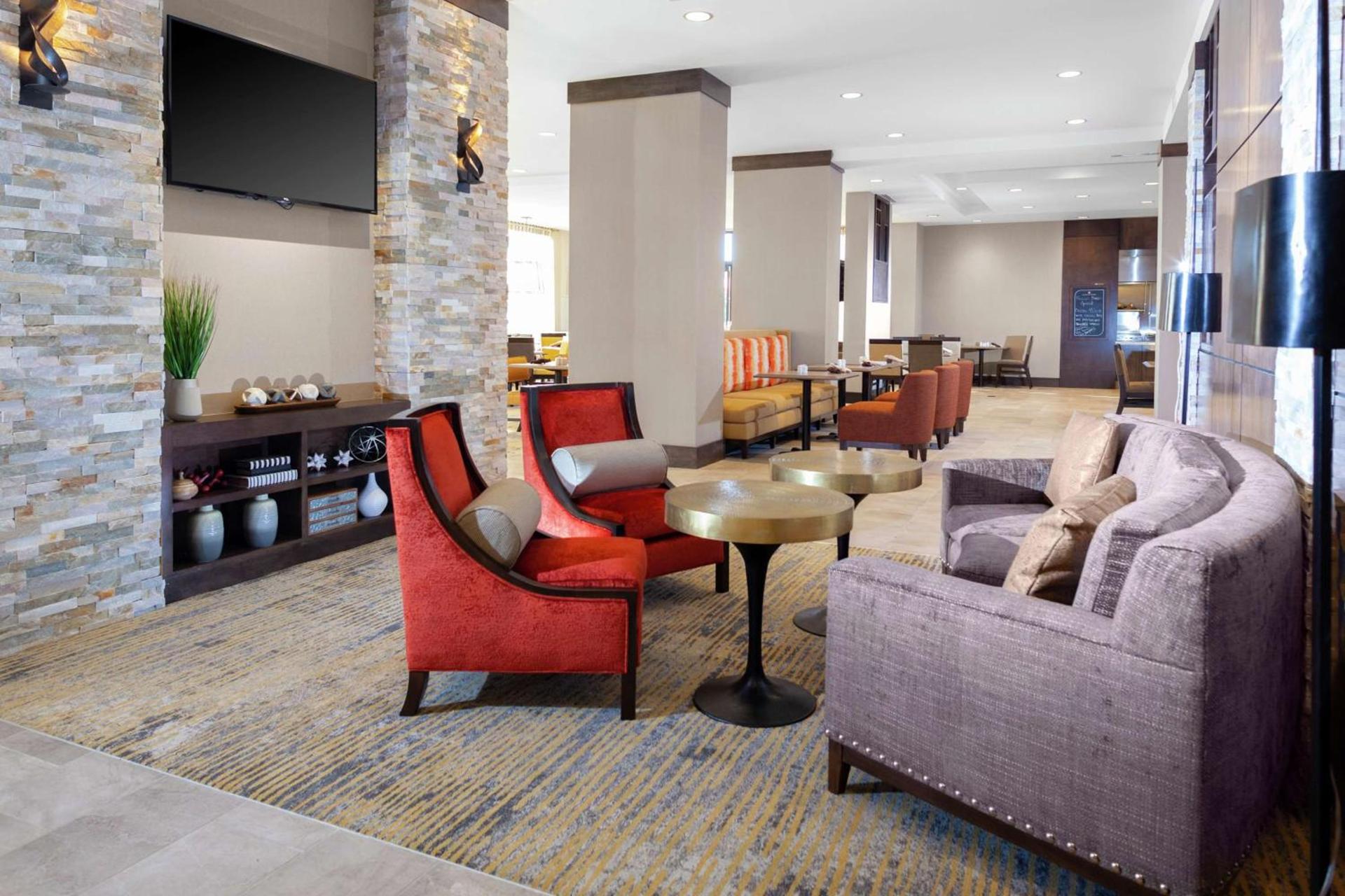 Hilton Garden Inn Waco photo 6