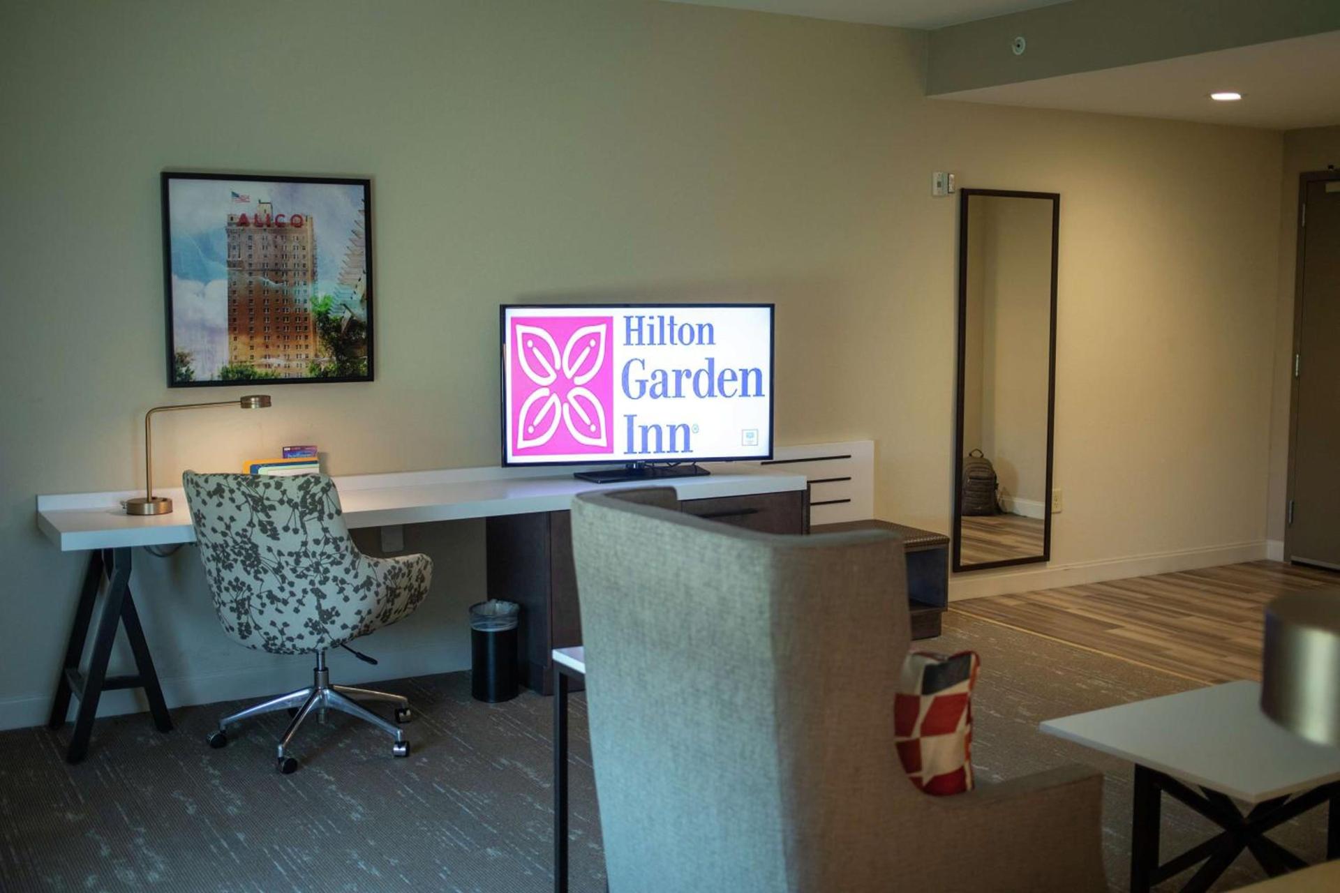 Hilton Garden Inn Waco photo 16