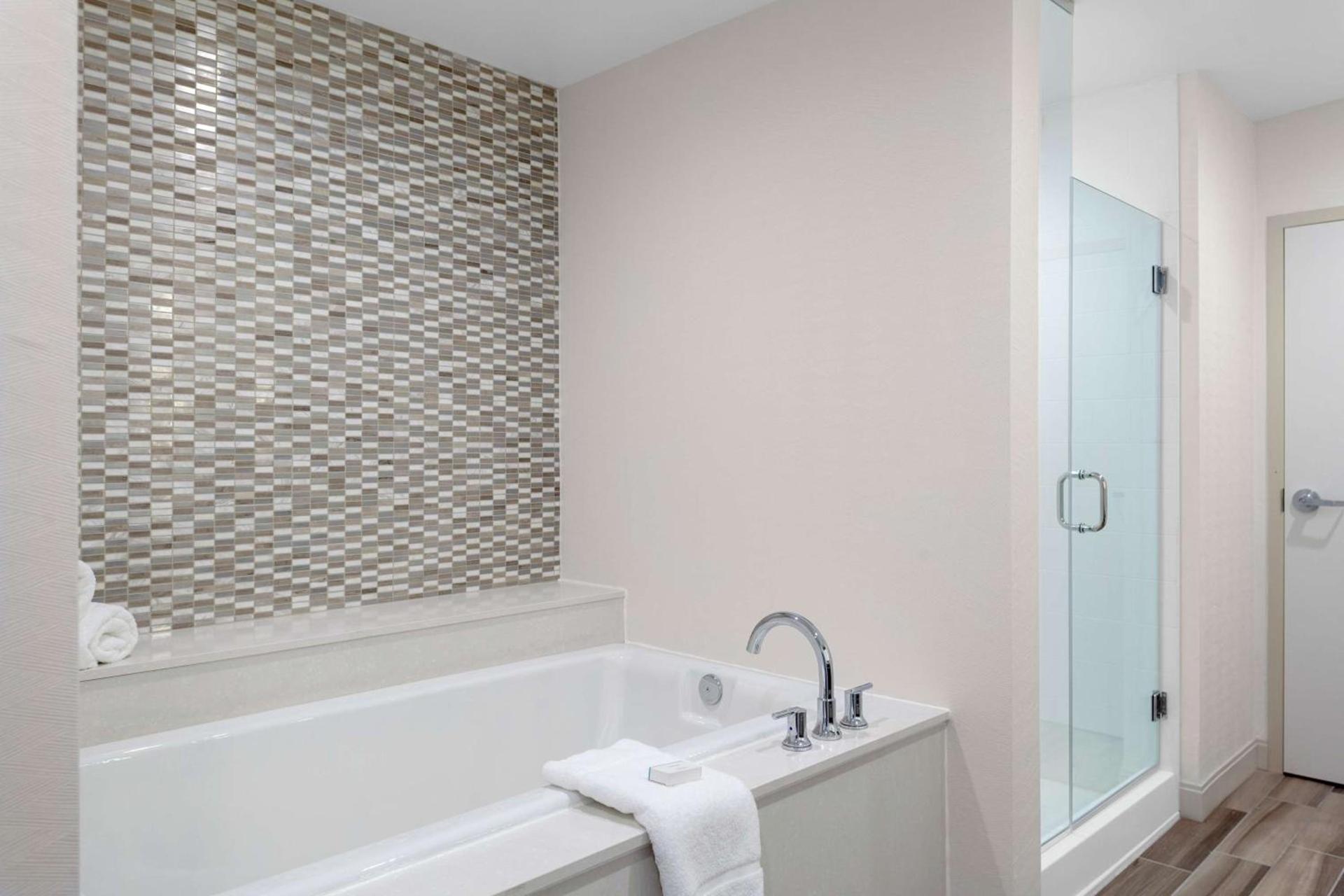 Hilton Garden Inn Waco photo 26