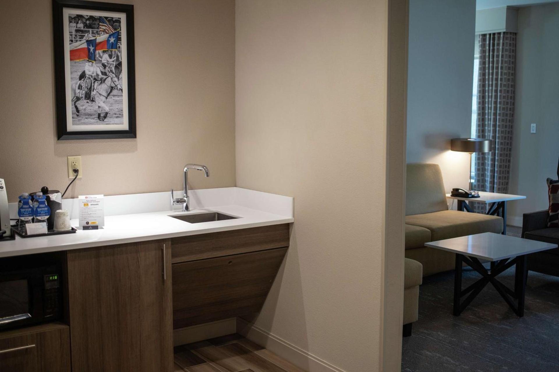 Hilton Garden Inn Waco photo 29