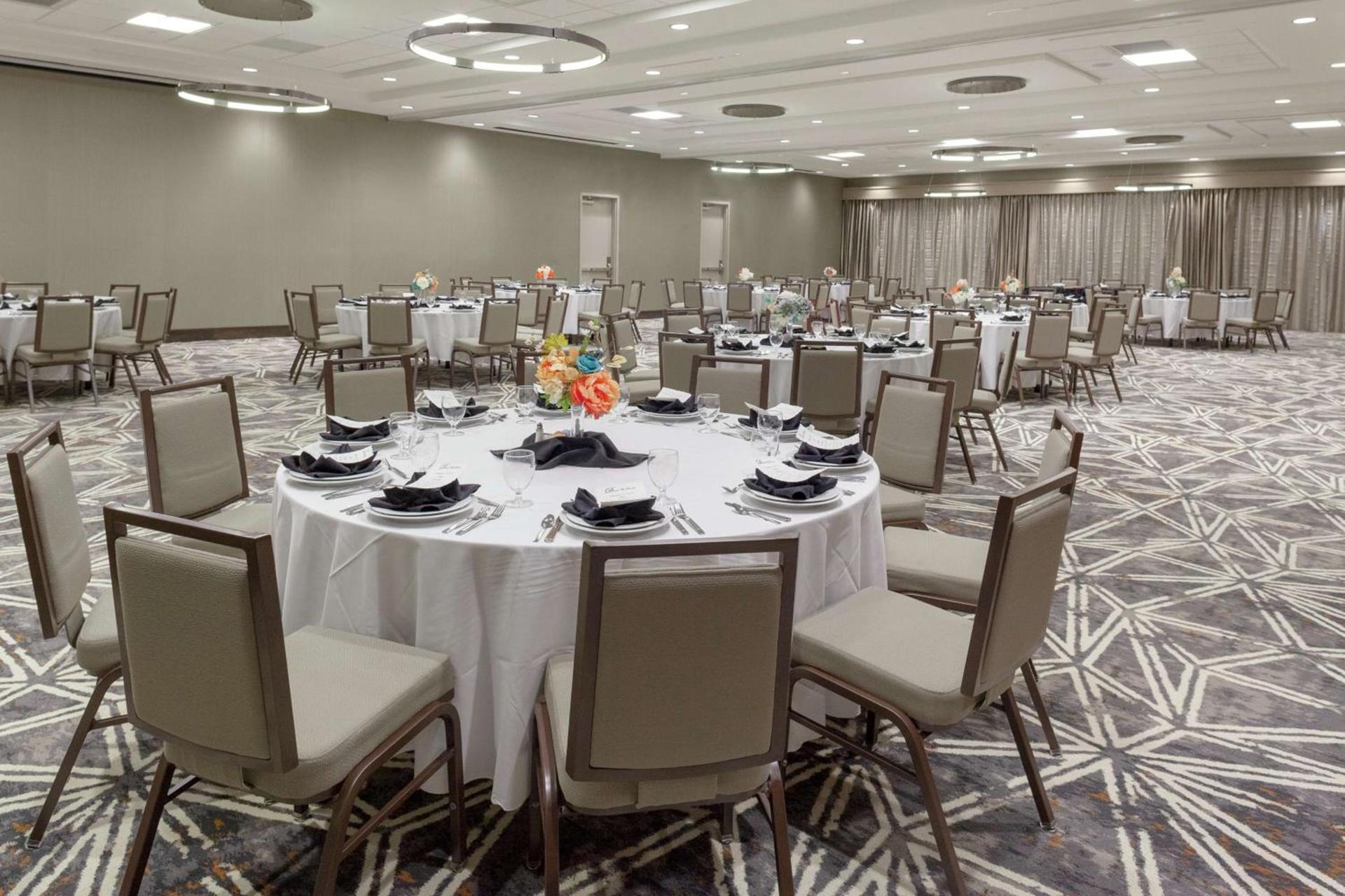 Hilton Garden Inn Waco photo 32