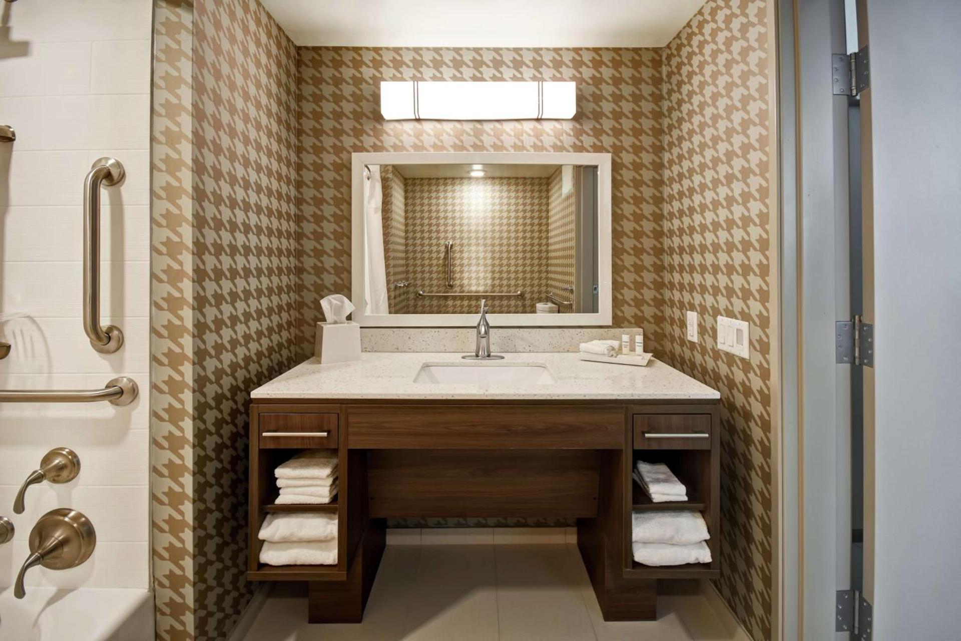 Home2 Suites by Hilton Gilbert photo 31