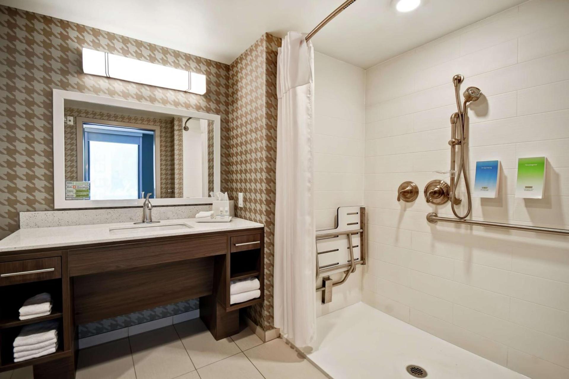 Home2 Suites by Hilton Gilbert photo 36