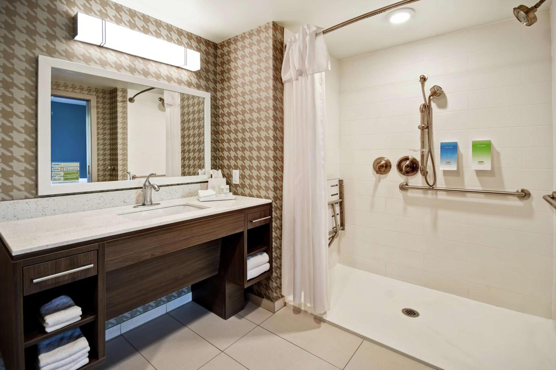 Home2 Suites by Hilton Gilbert photo 41