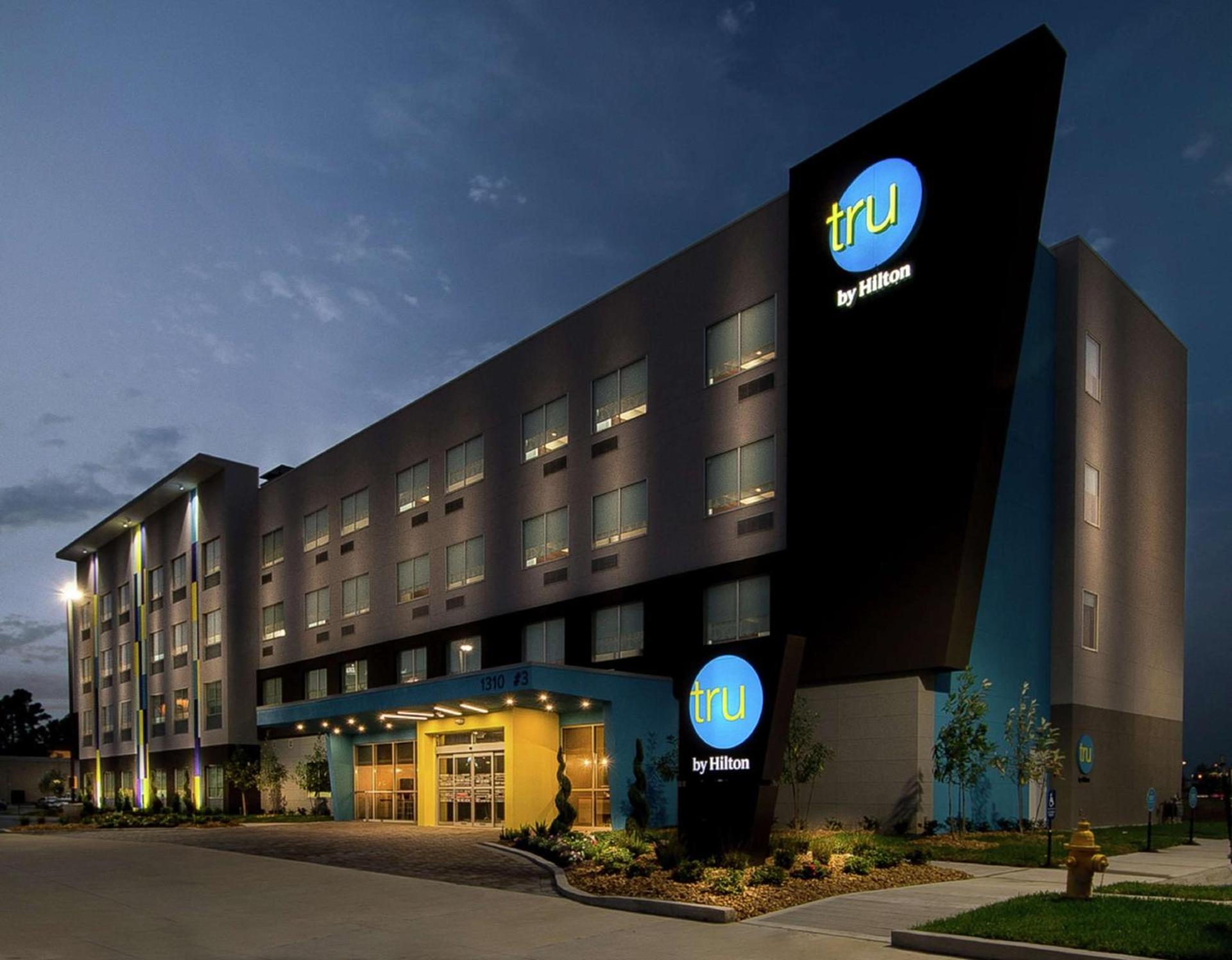 Tru by Hilton Lafayette River Ranch photo 4