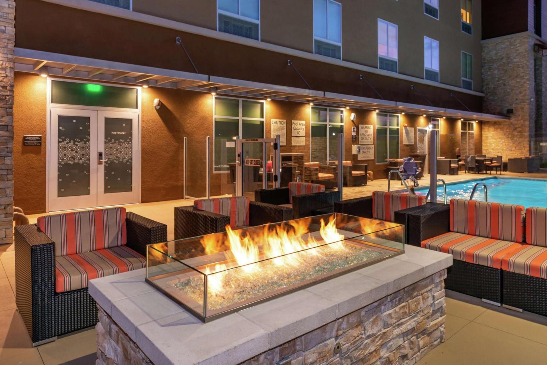 Hampton Inn & Suites Buena Park photo 2