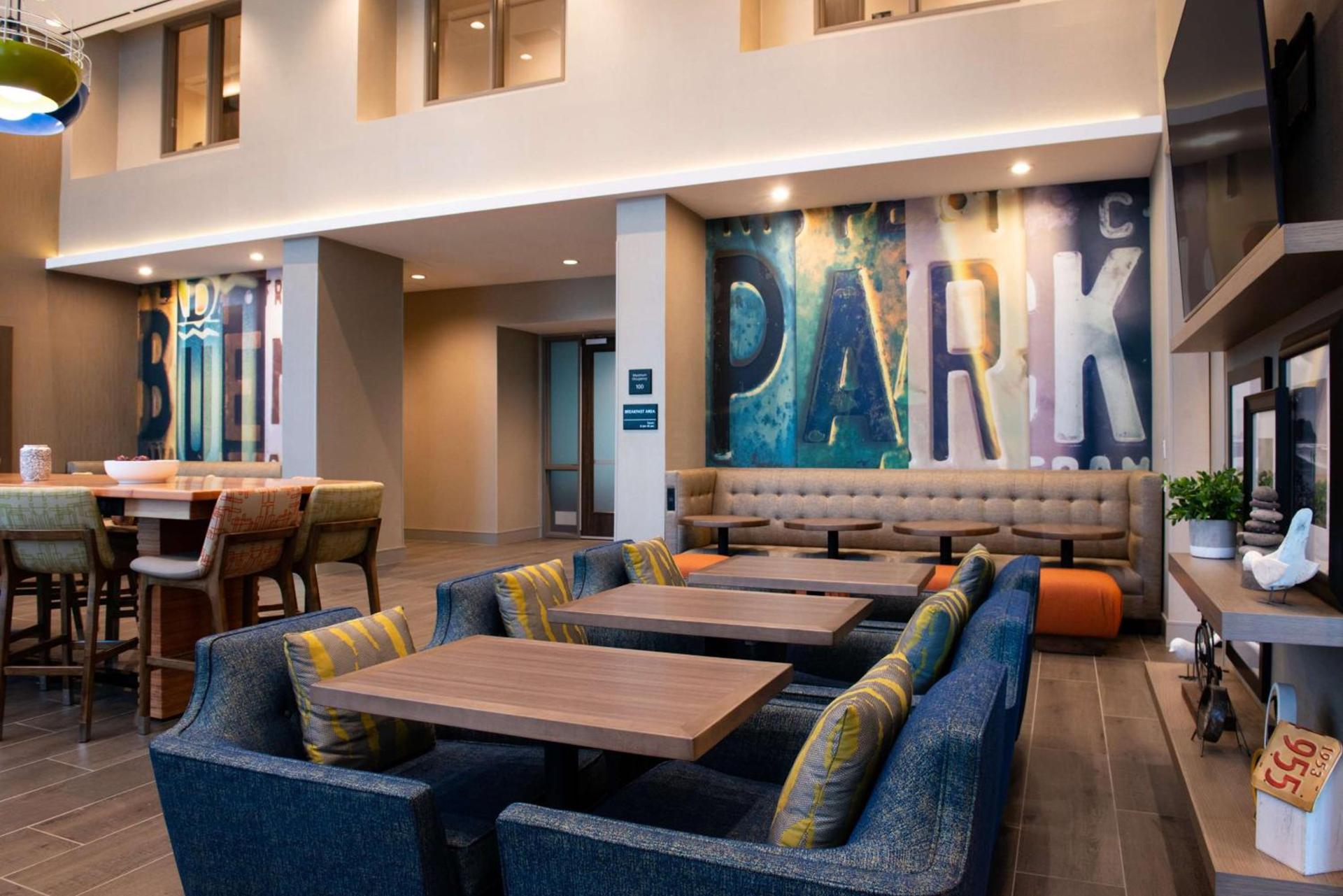 Hampton Inn & Suites Buena Park photo 12