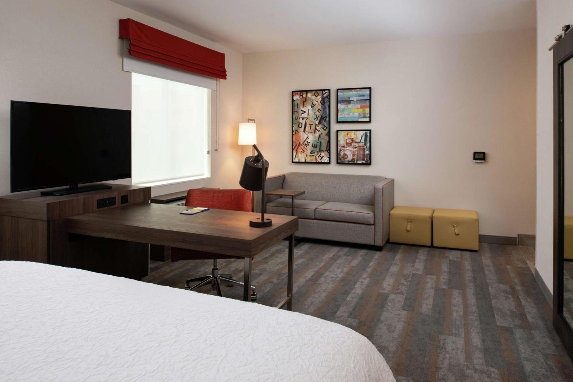 Hampton Inn & Suites Buena Park photo 23