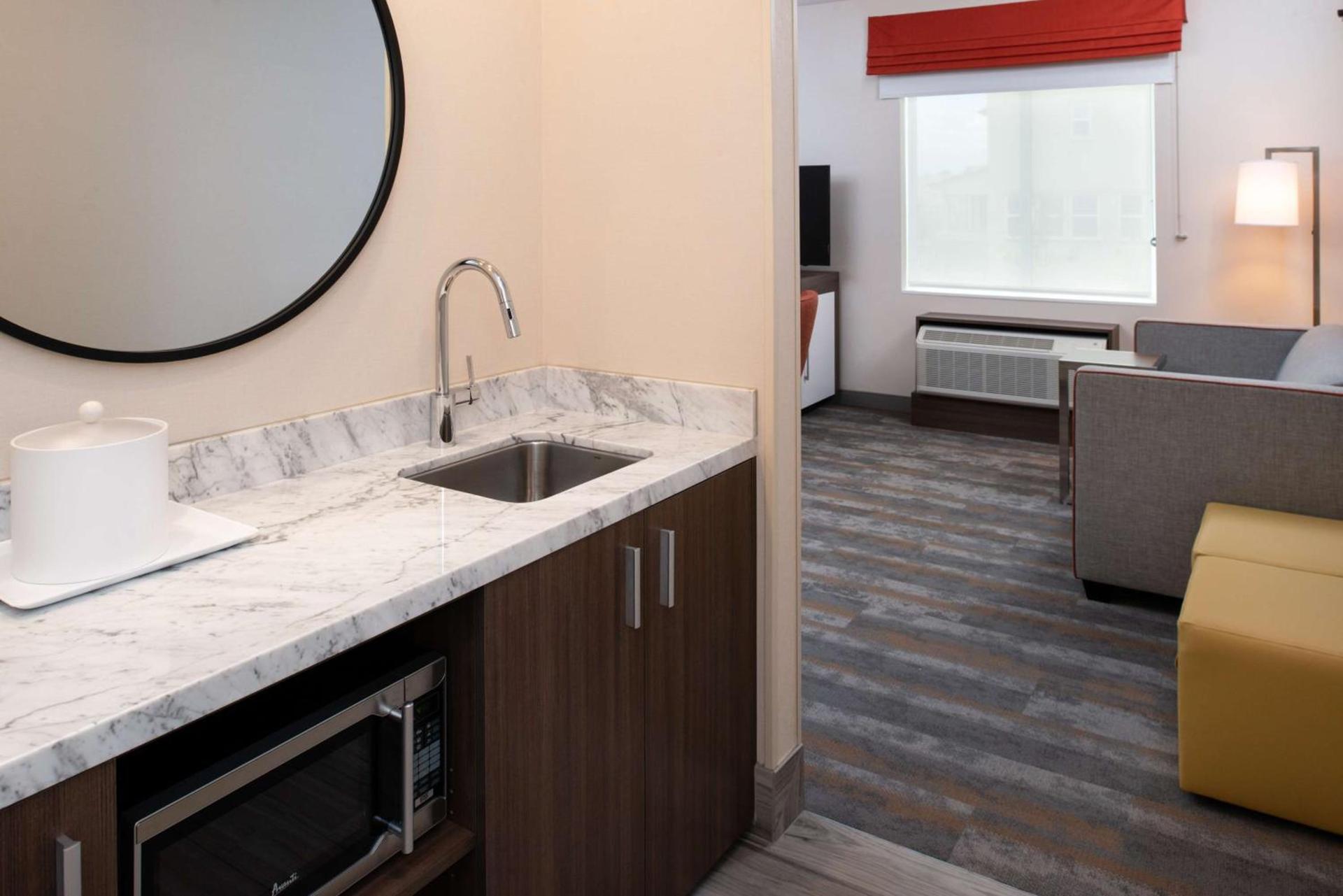 Hampton Inn & Suites Buena Park photo 45
