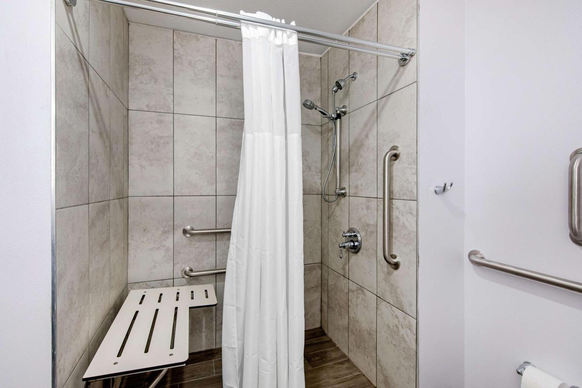 Hampton Inn & Suites Ruidoso Downs photo 20