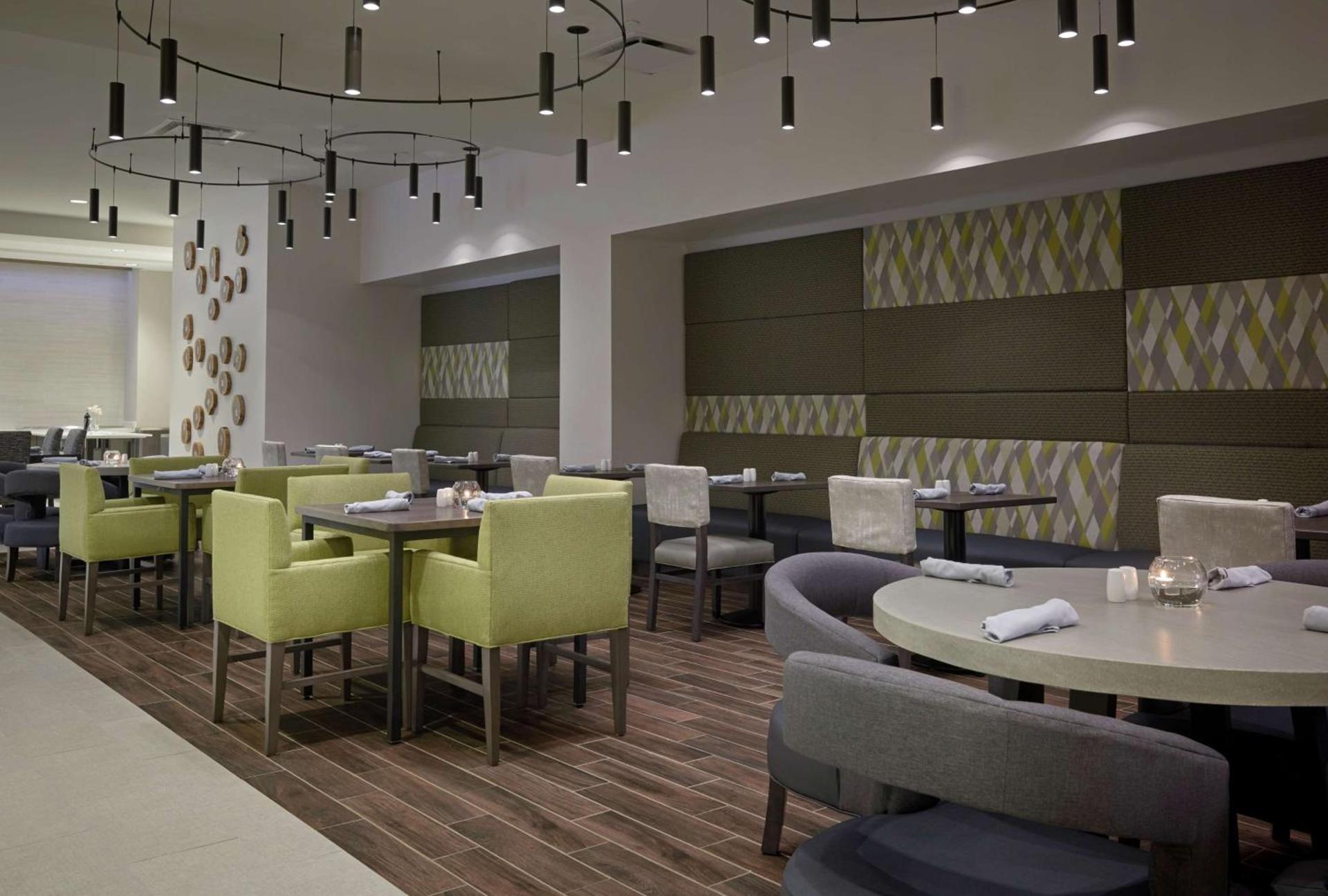 Hilton Garden Inn Corning Downtown photo 10