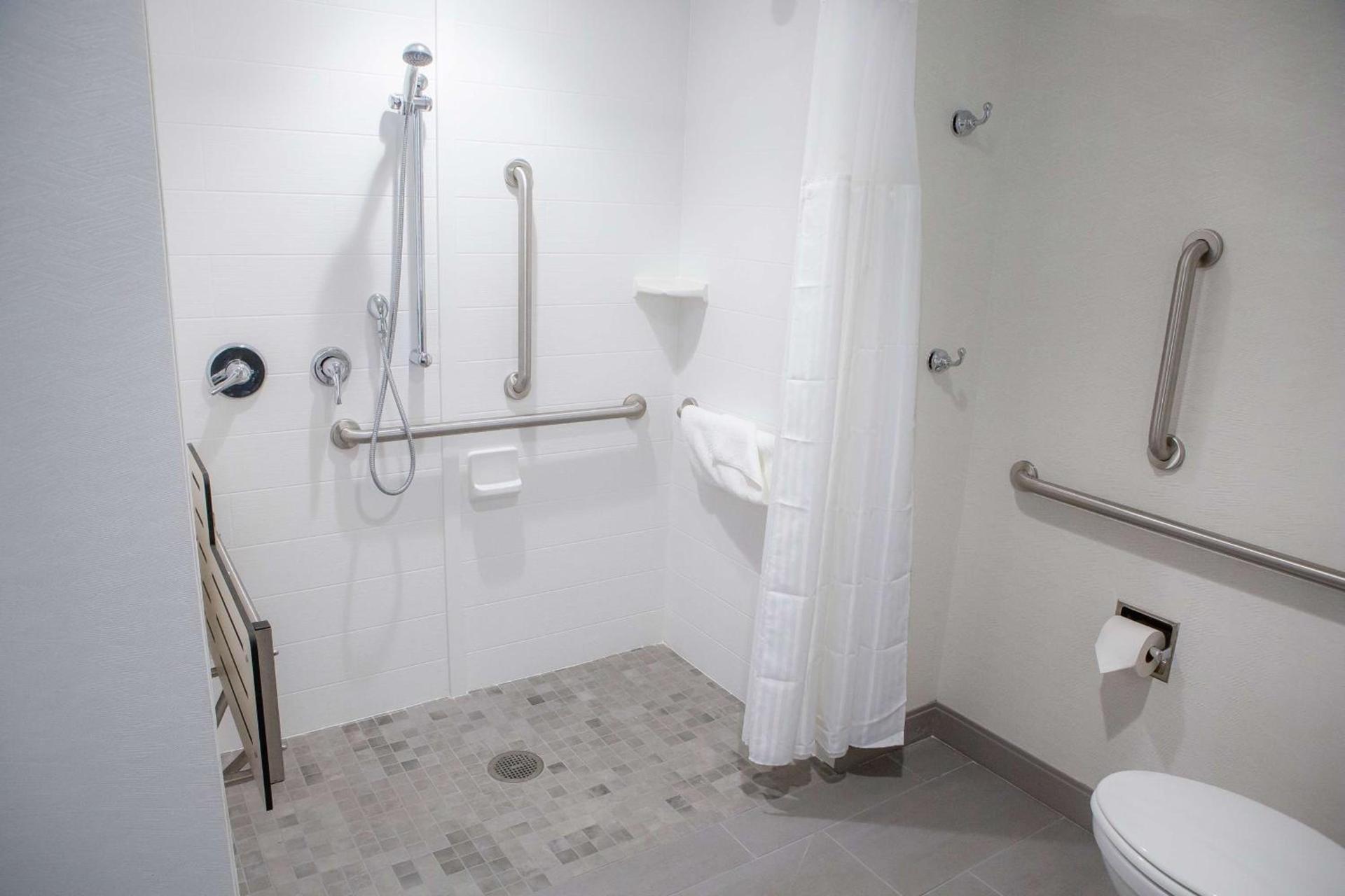 Hilton Garden Inn Corning Downtown photo 17