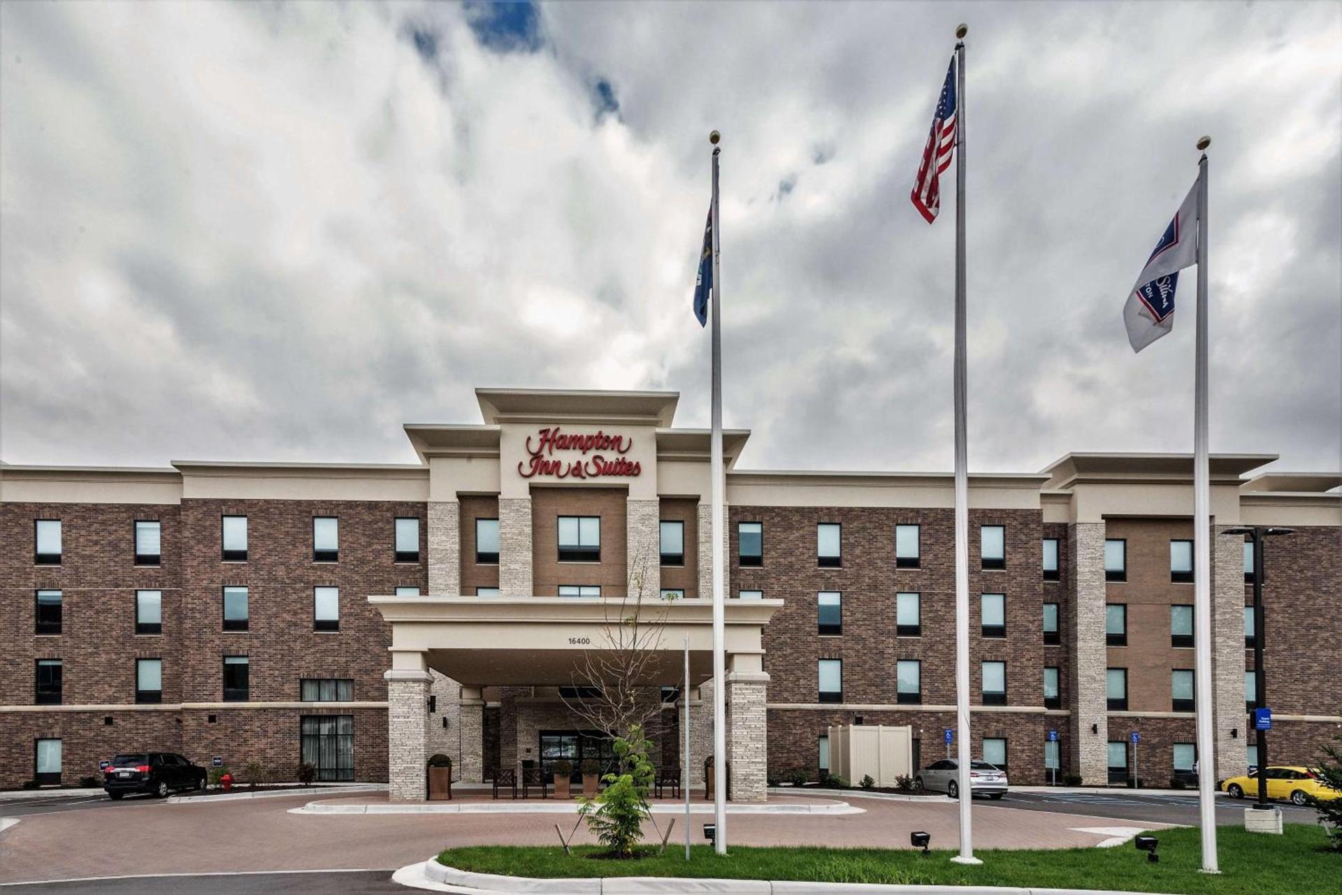Hampton Inn & Suites - Allen Park photo 5