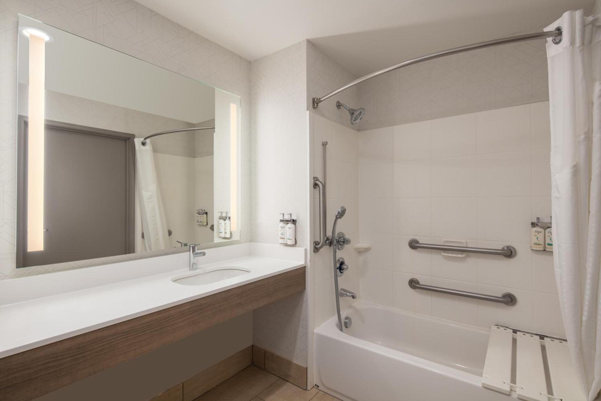 Holiday Inn Express Bothell by IHG photo 43