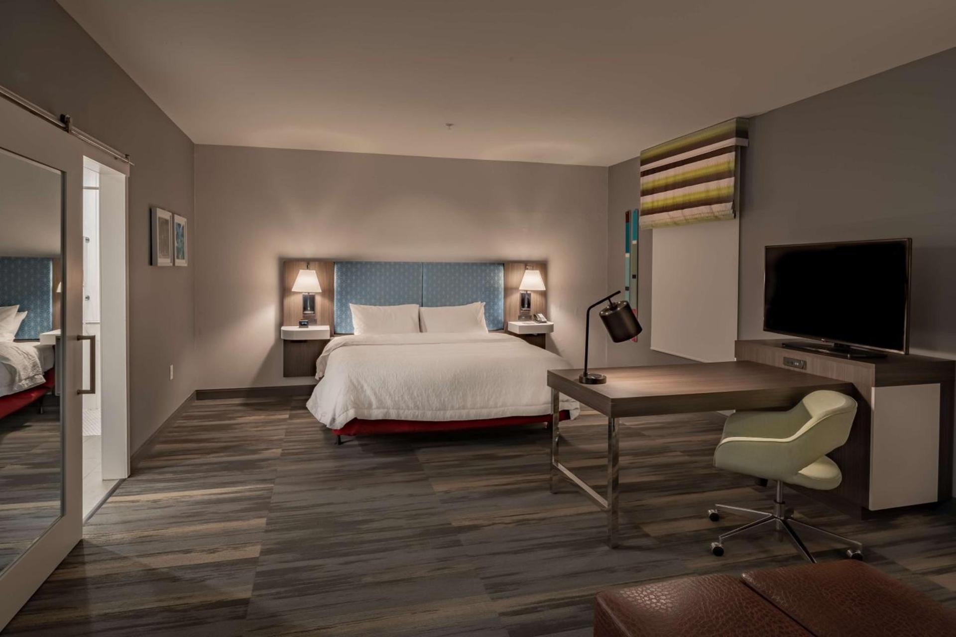 Hampton Inn & Suites Dallas/Plano Central photo 40