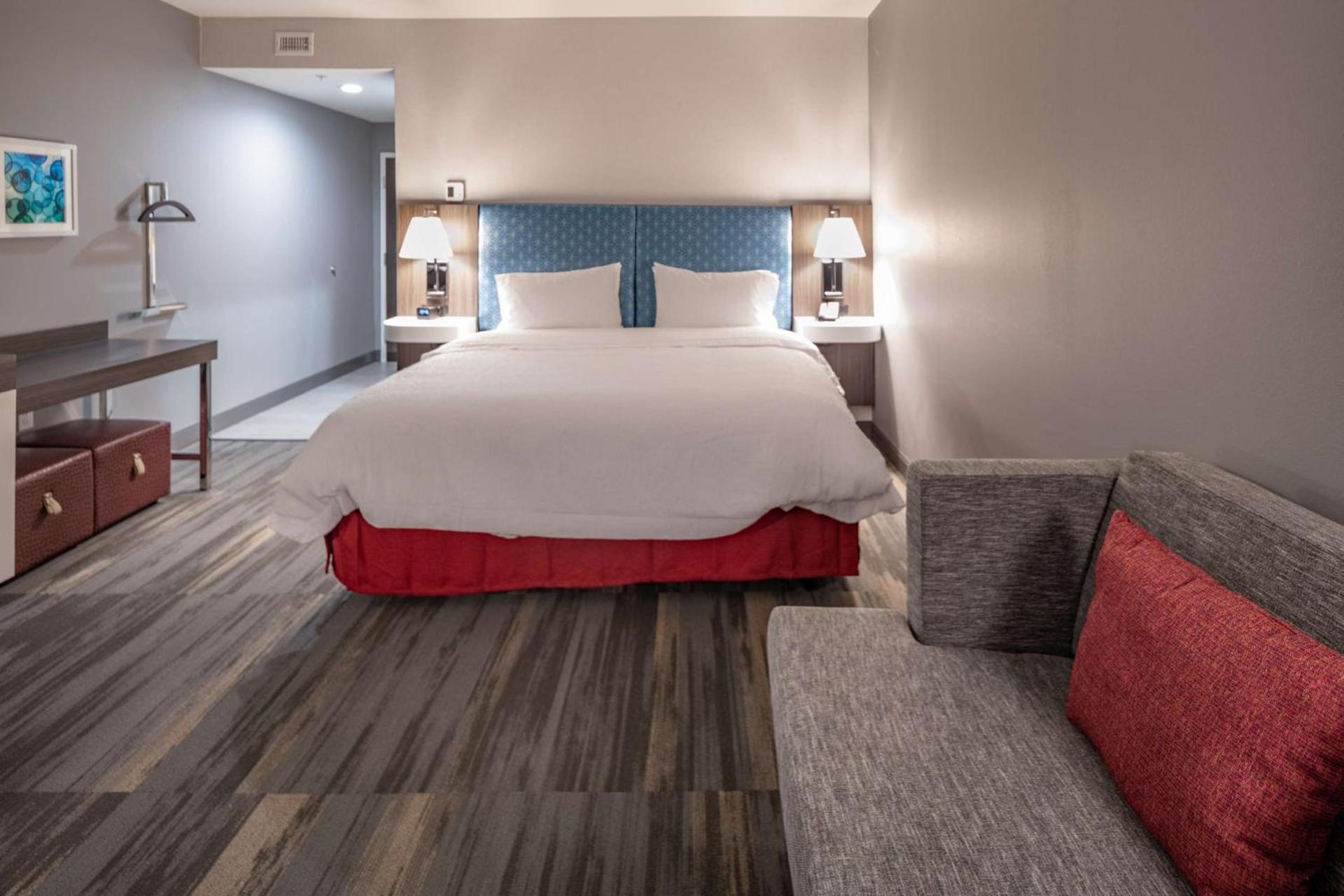 Hampton Inn & Suites Dallas/Plano Central photo 54