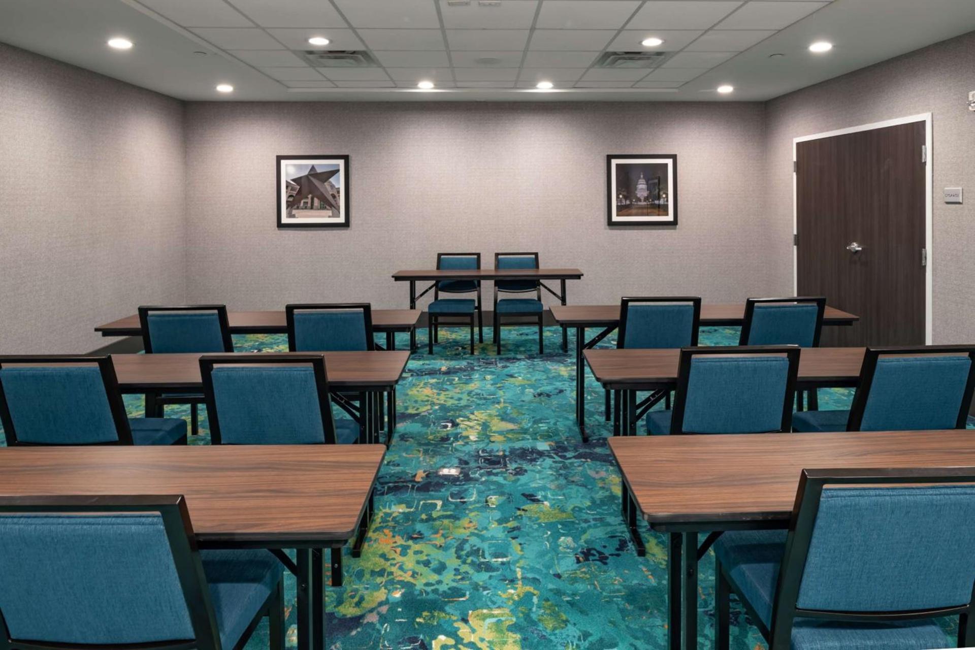 Hampton Inn & Suites Dallas/Plano Central photo 58