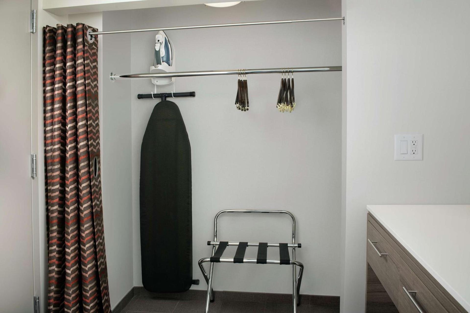 Home2 Suites by Hilton Atlanta Midtown photo 14