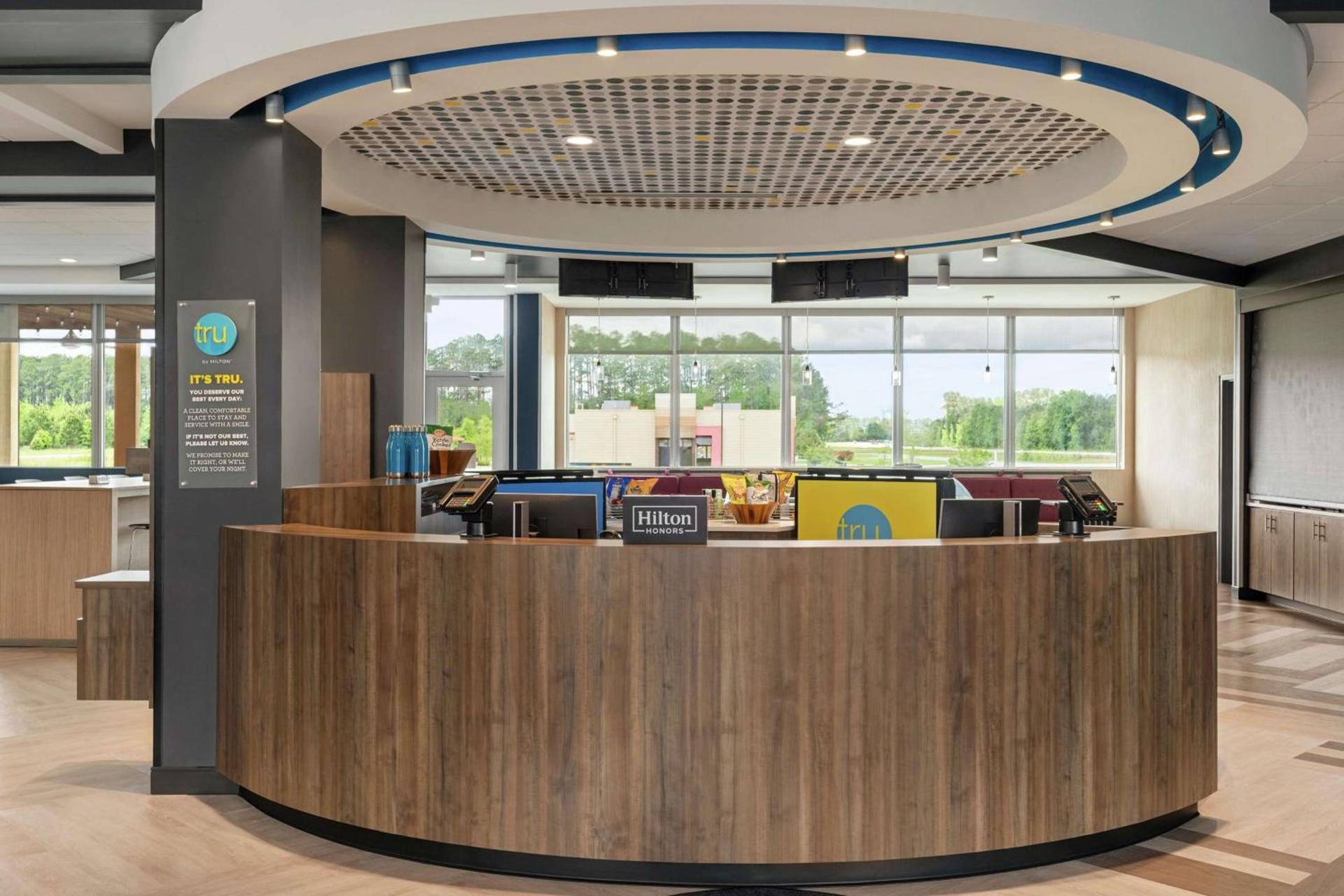 Tru By Hilton Florence I-95 photo 6