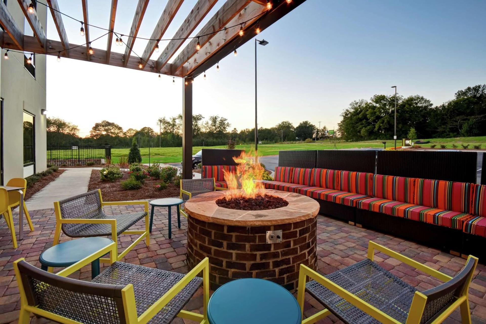 Home2 Suites By Hilton Lagrange photo 8