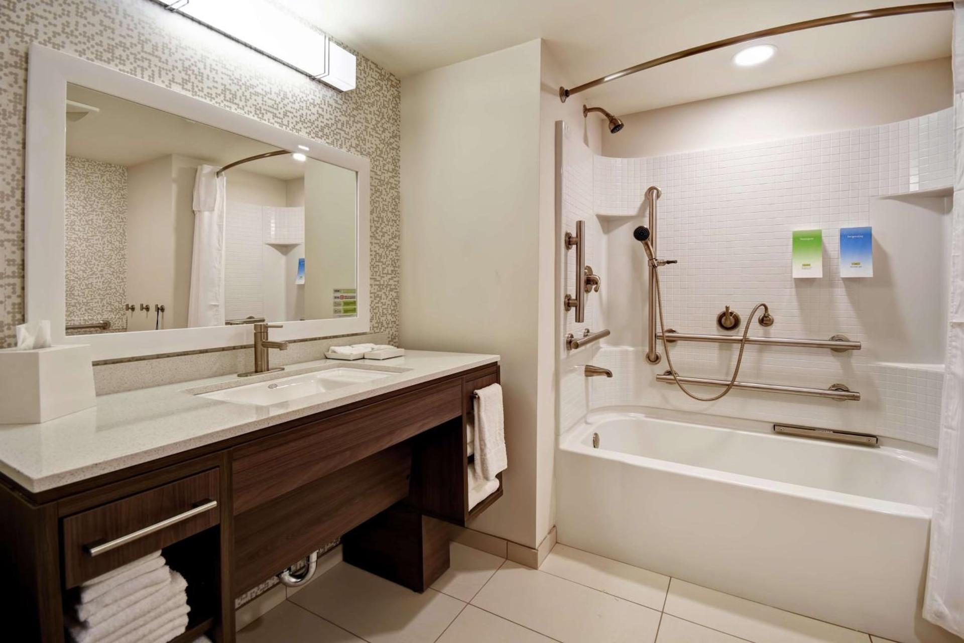 Home2 Suites By Hilton Lagrange photo 29