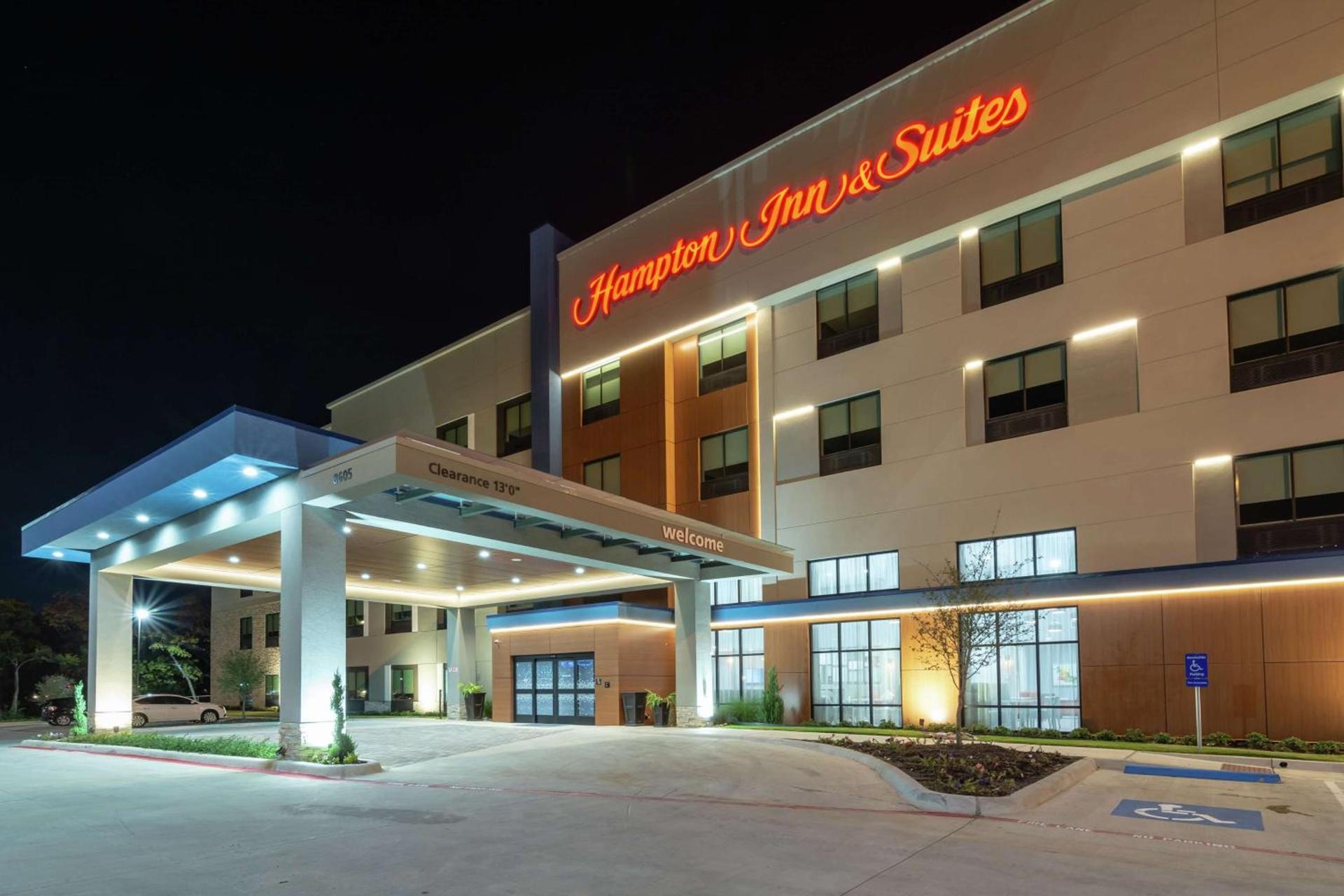 Hampton Inn & Suites Dallas East photo 2