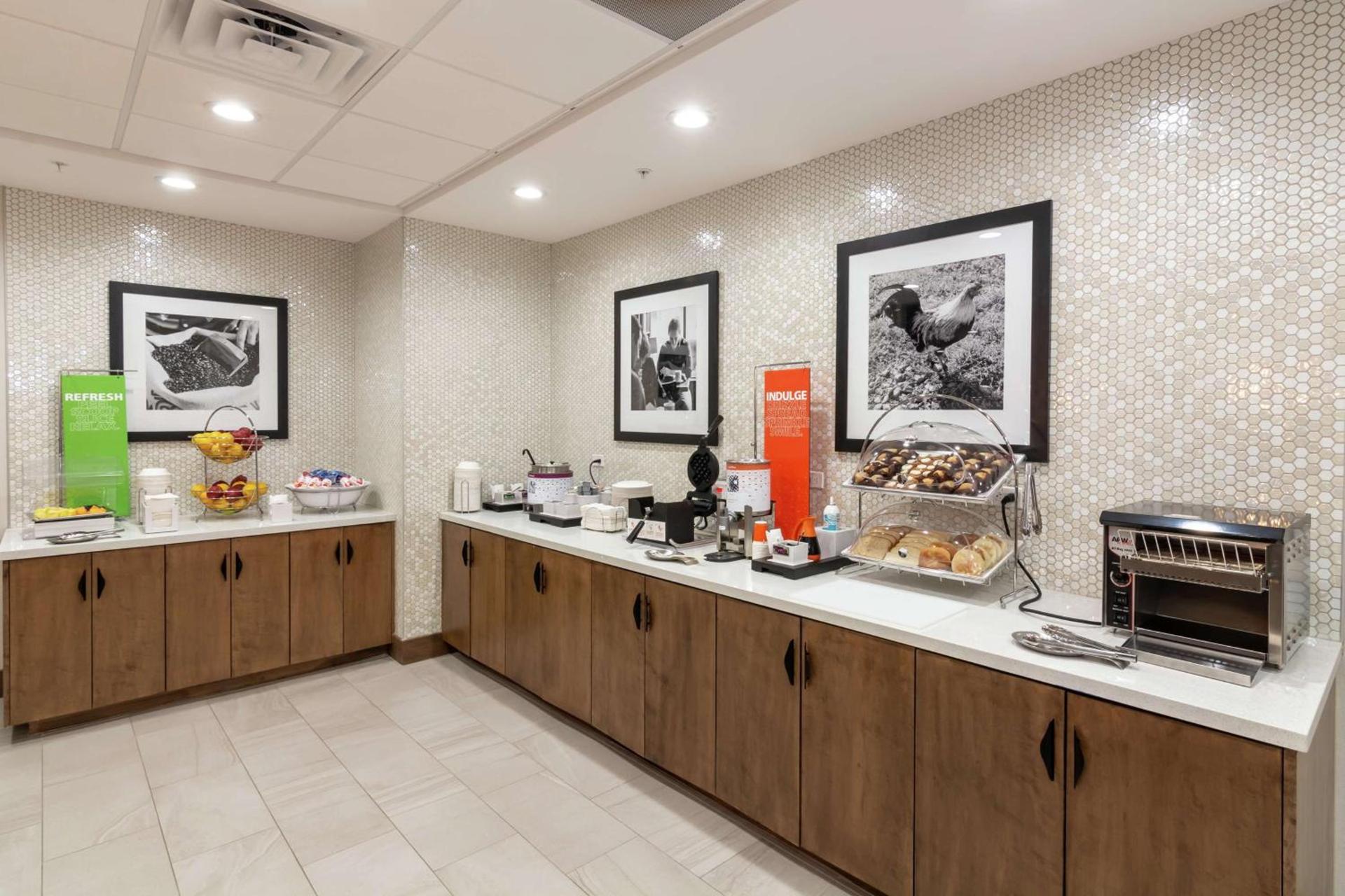 Hampton Inn & Suites Dallas East photo 18