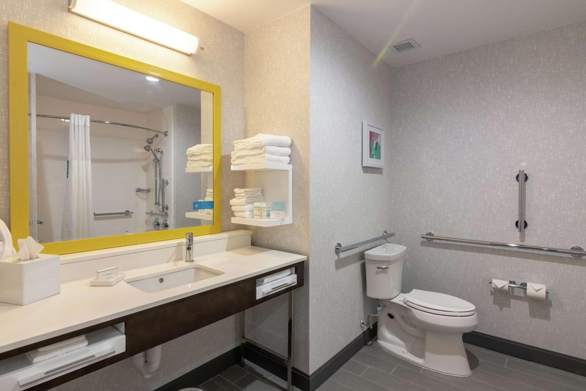 Hampton Inn & Suites Dallas East photo 26