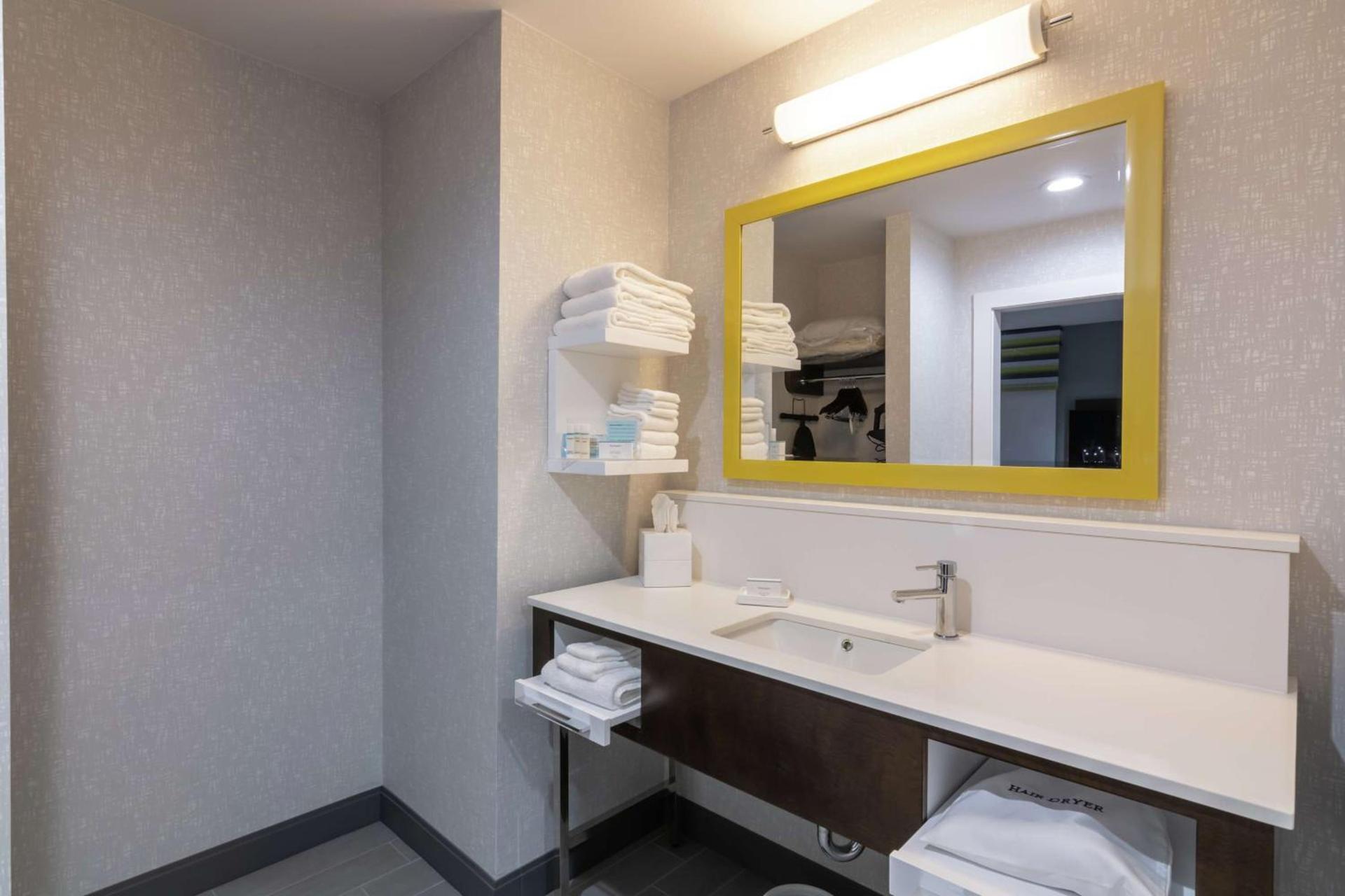 Hampton Inn & Suites Dallas East photo 40