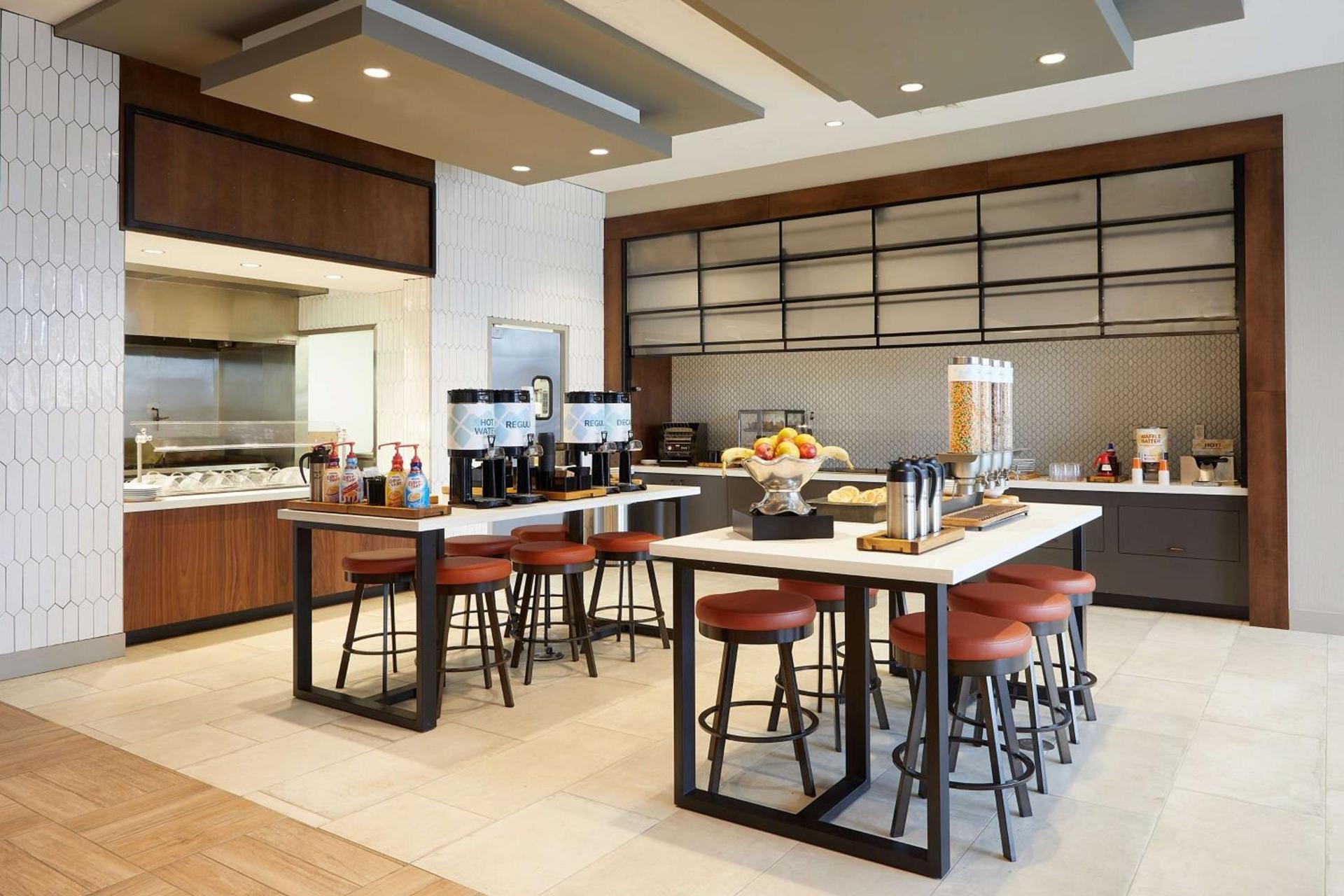 Hilton Garden Inn Elizabethtown photo 10