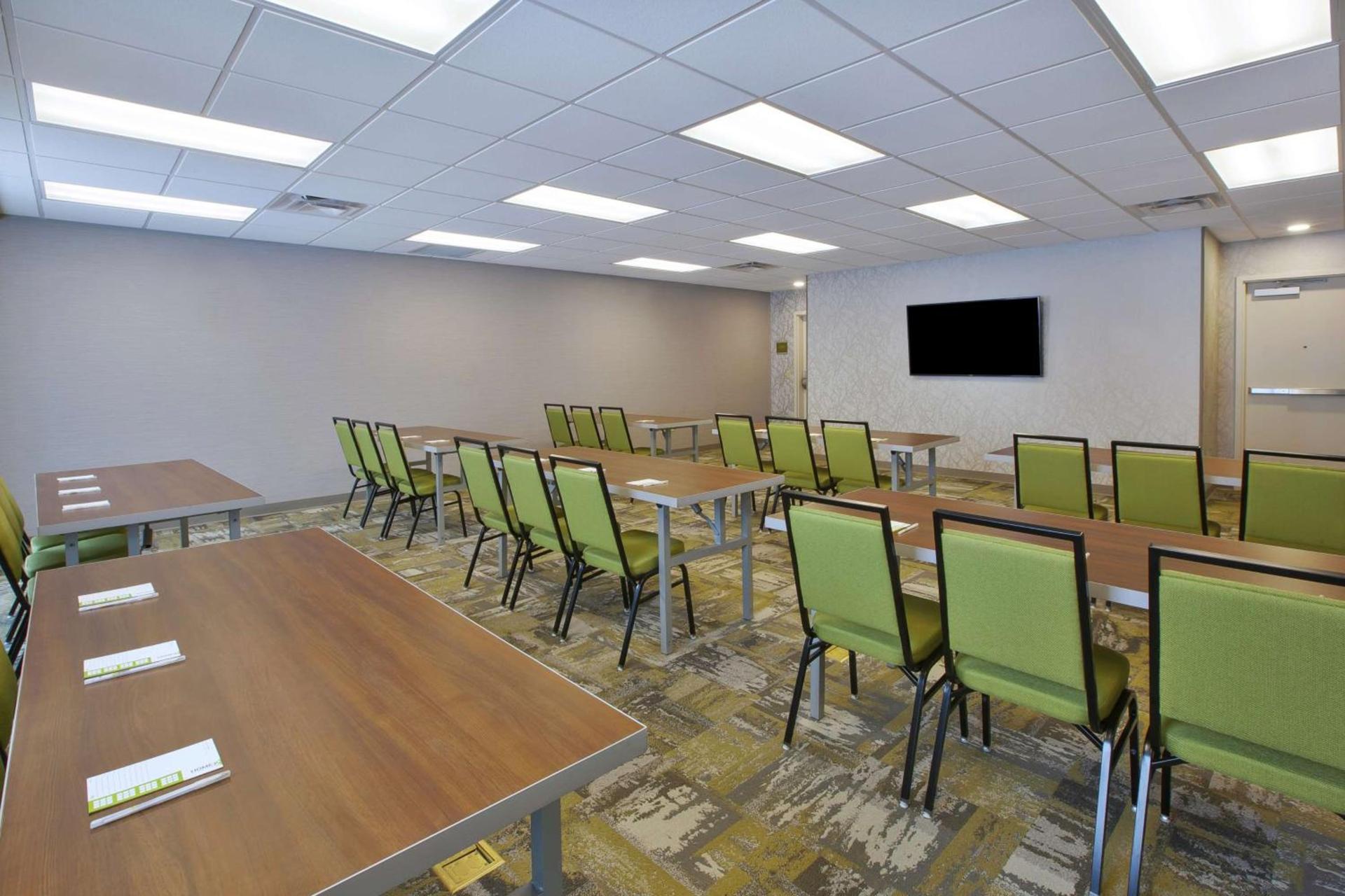 Home2 Suites By Hilton Holland photo 24