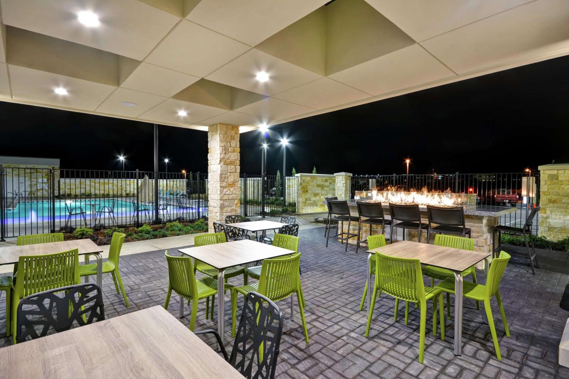 Home2 Suites Plano Legacy West photo 11
