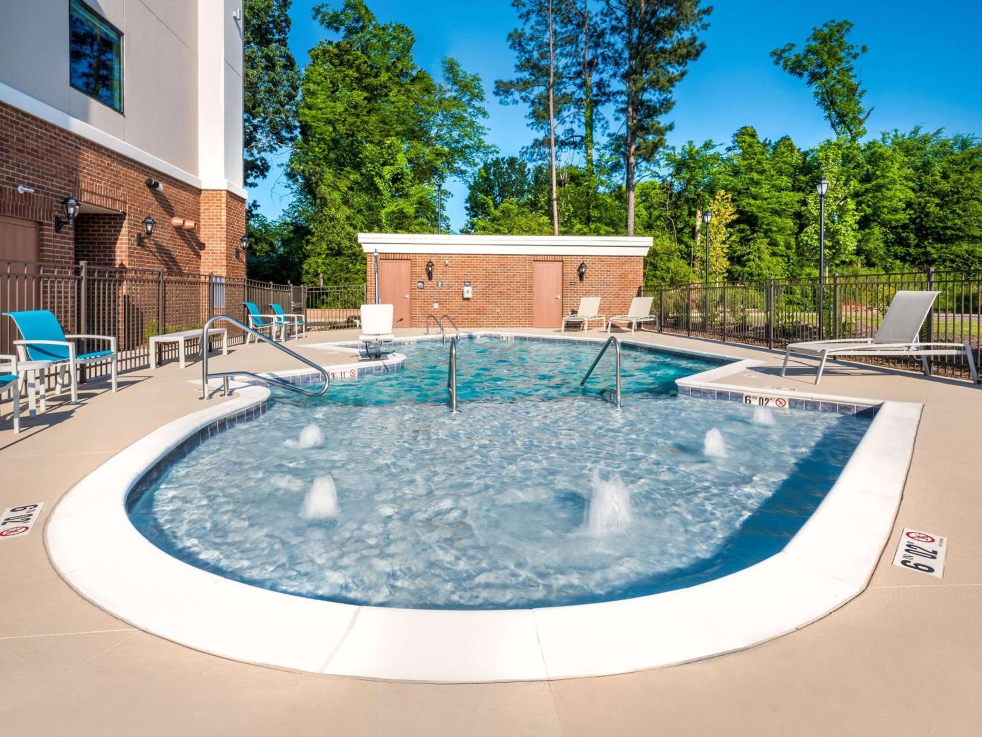 Hampton Inn Chattanooga East Ridge photo 9