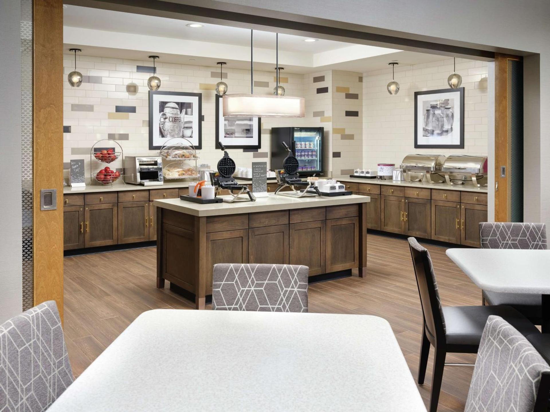 Hampton Inn Chattanooga East Ridge photo 11