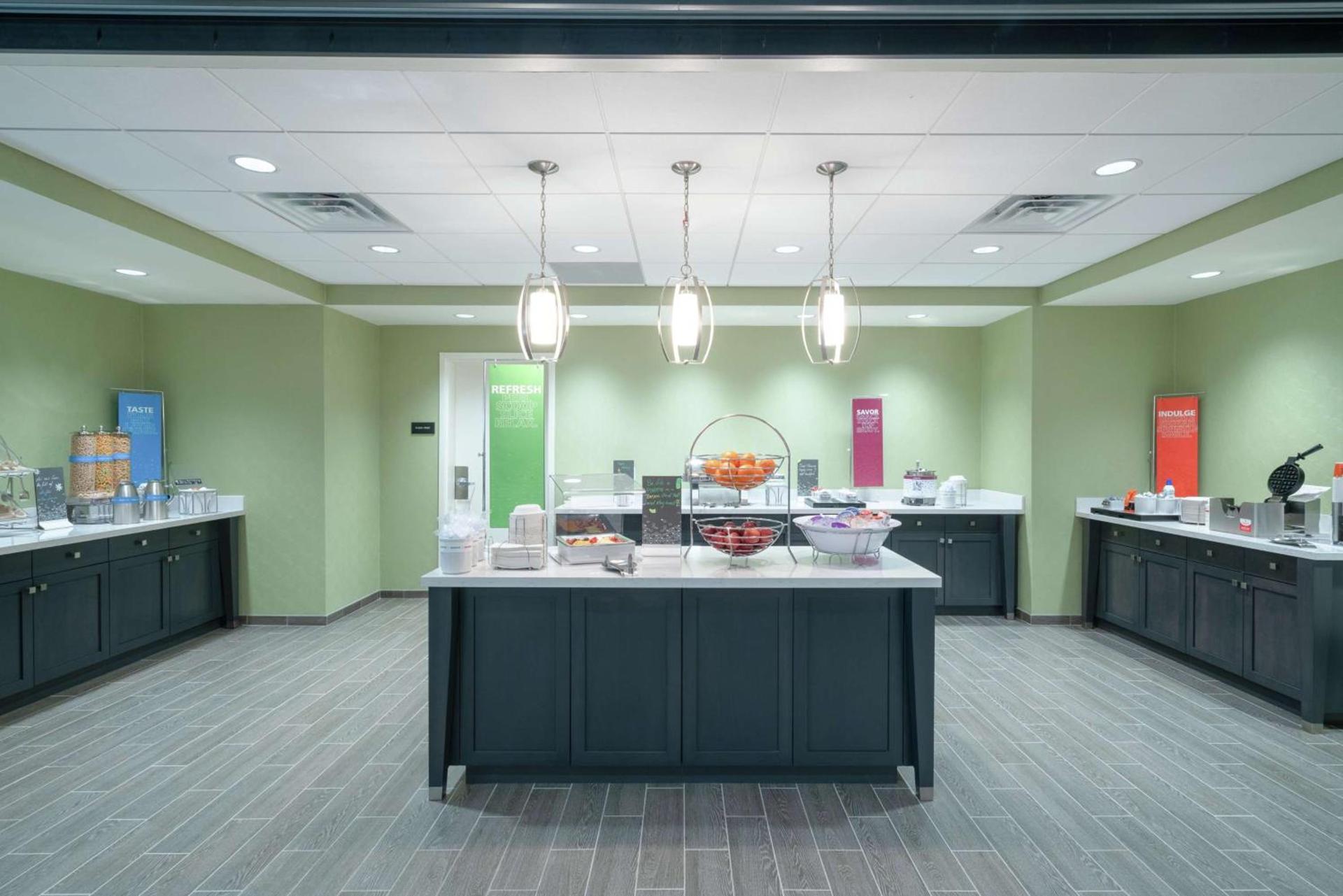 Hampton Inn Weston, WV photo 10