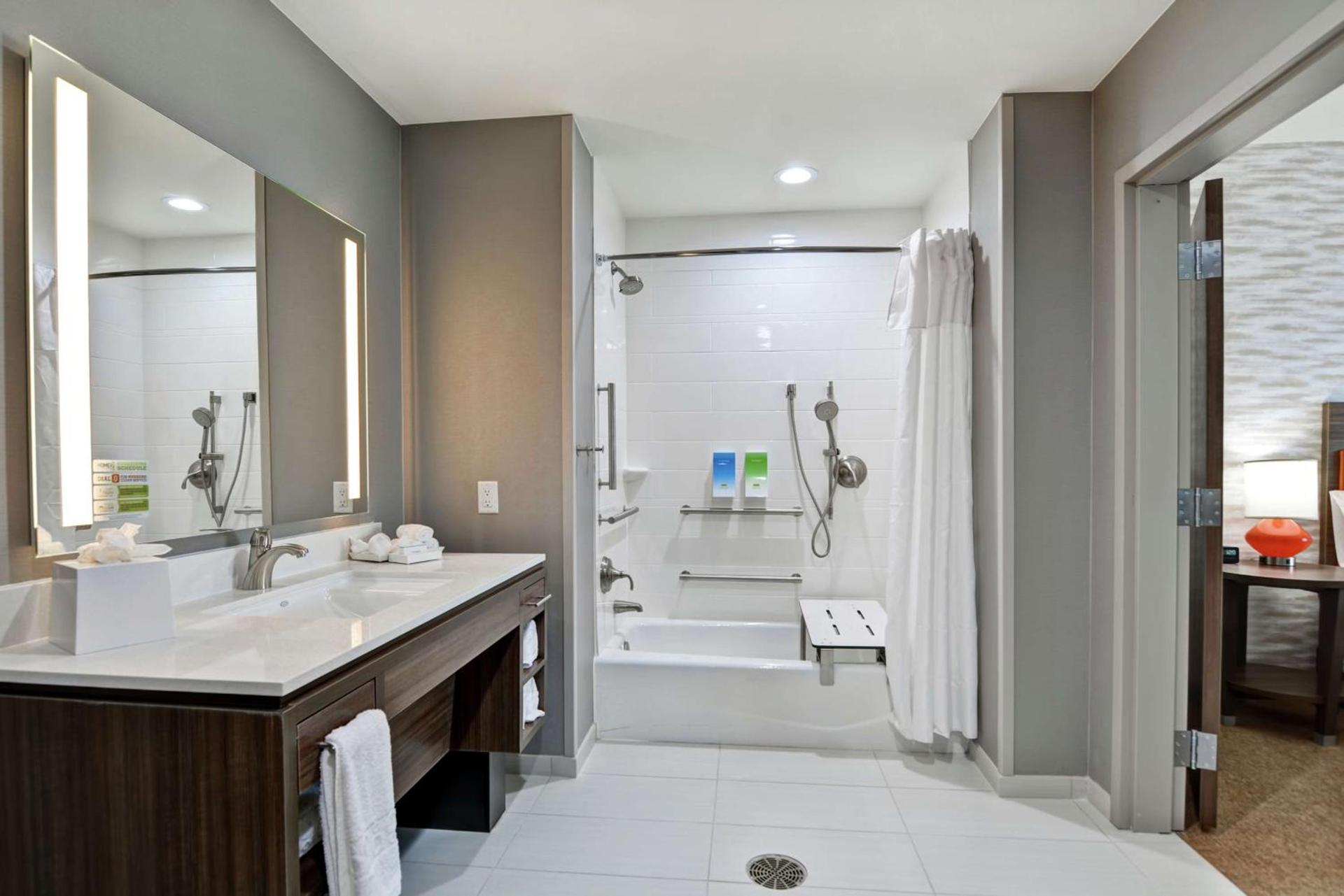 Home2 Suites By Hilton Bedford Dfw West photo 31