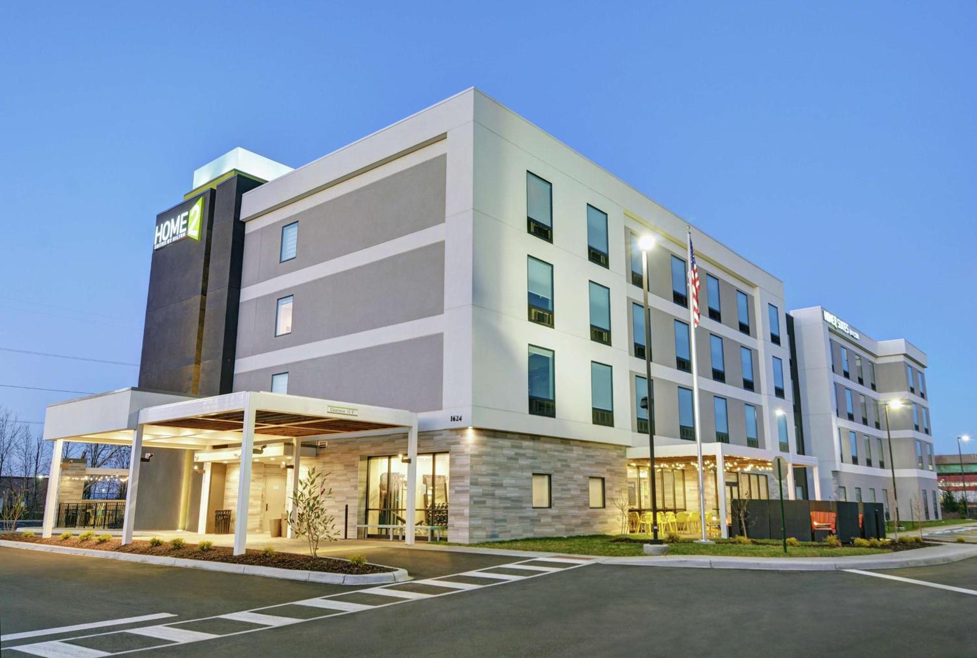 Home2 Suites By Hilton Clarksville Louisville North — hotel in Clarksville