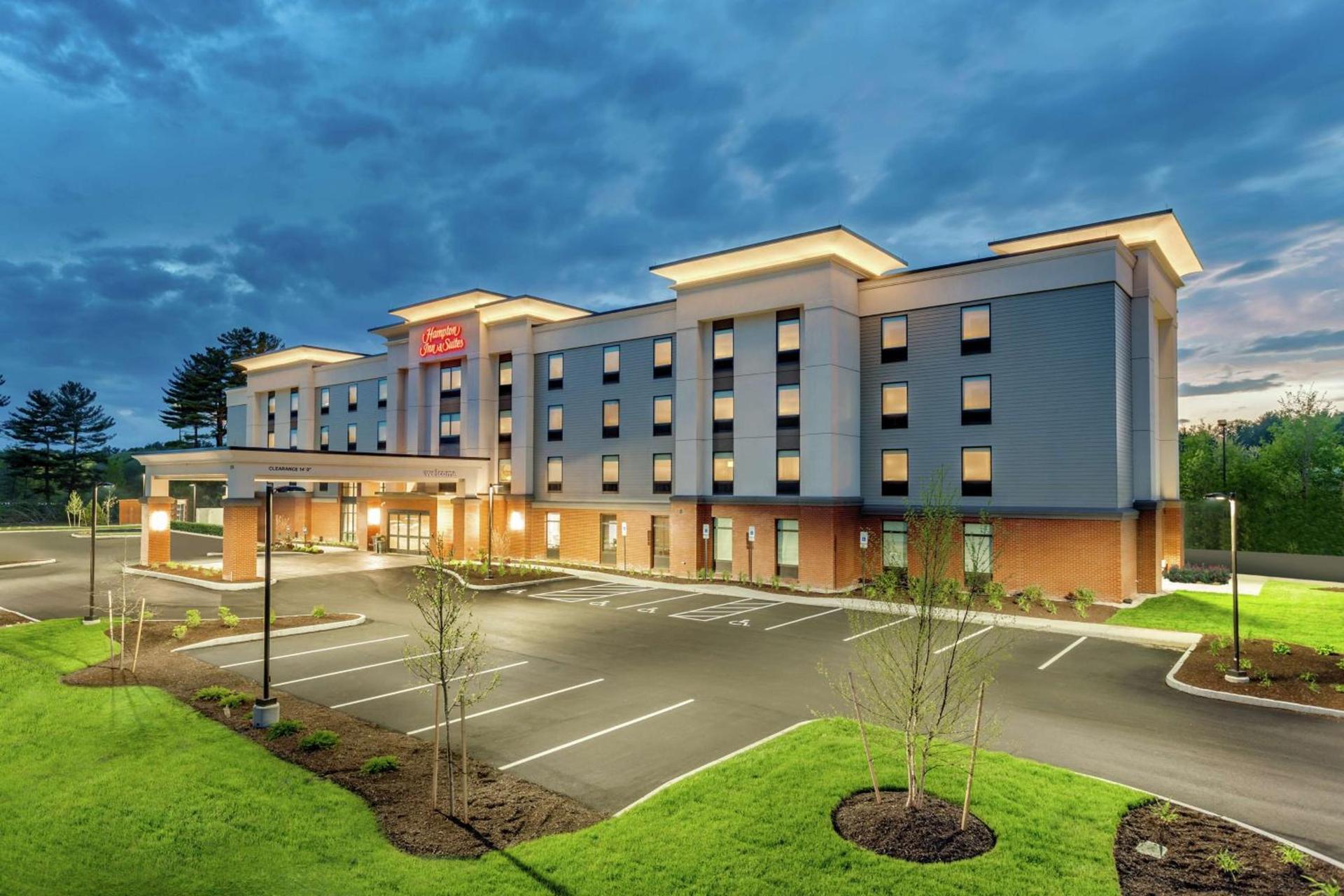 Hampton Inn & Suites Kittery-Portsmouth — hotel in Kittery
