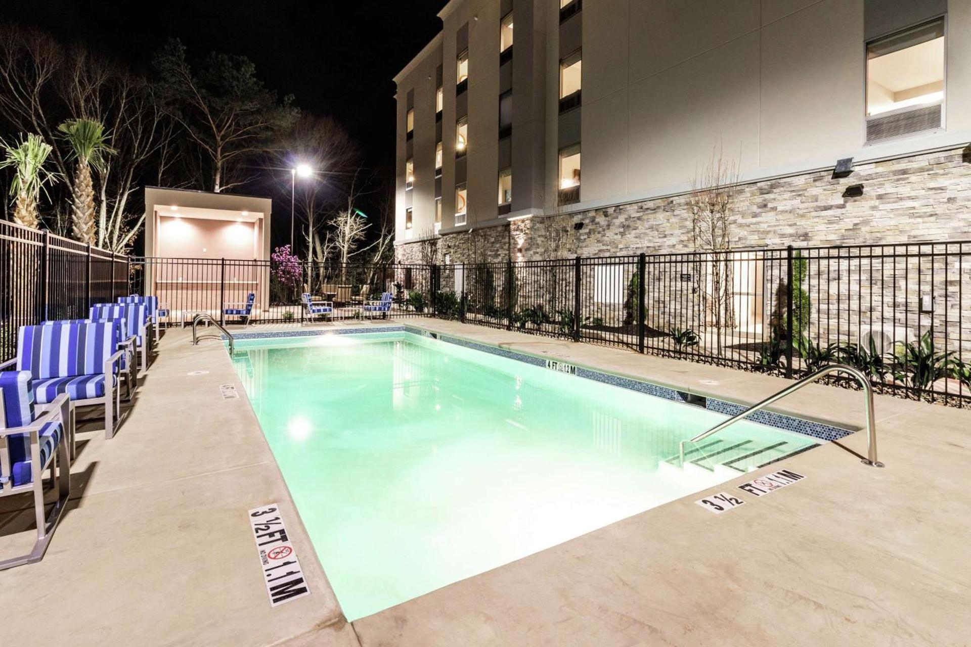 Hampton Inn Locust Grove photo 6